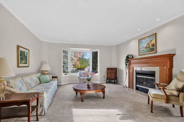 20 Halldorson Cres, Kanata 2