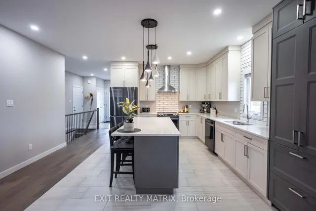 203 Filion St, Russell 4