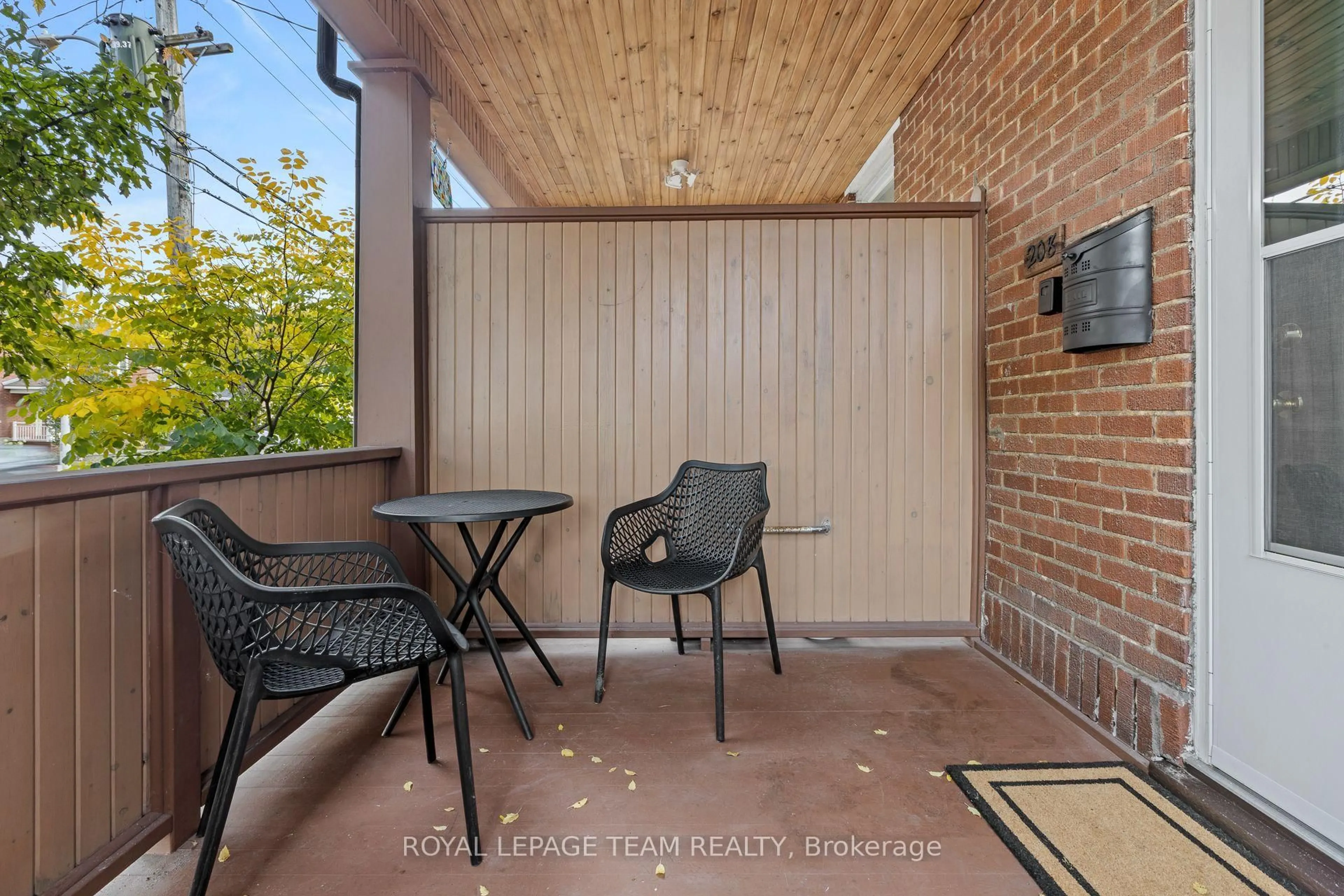 trreb/IMG-X14093702_027e7fbbb40bf37fece29e33a7385c8bfcda4df75b5c8f7e0df316deab902e37.jpg