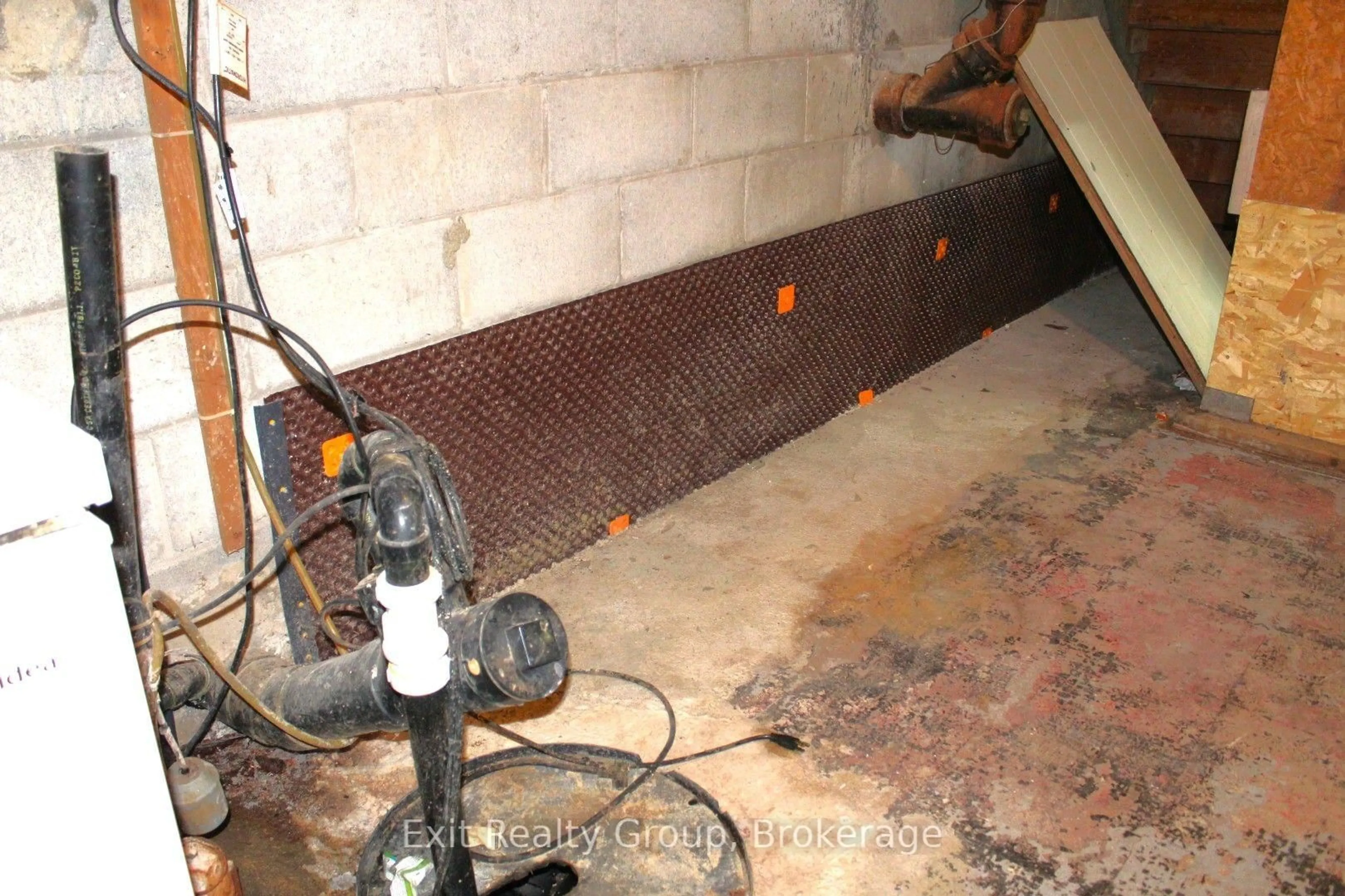 trreb/IMG-X14094624_3c1341674e9fd3878a0ec7166f2de07011095b350622b2c37b35ce58620eeae9.jpg