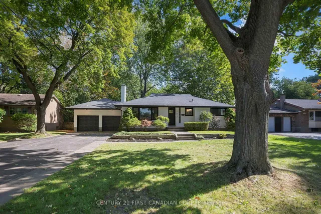 1492 North Vernon Ave, London North 2