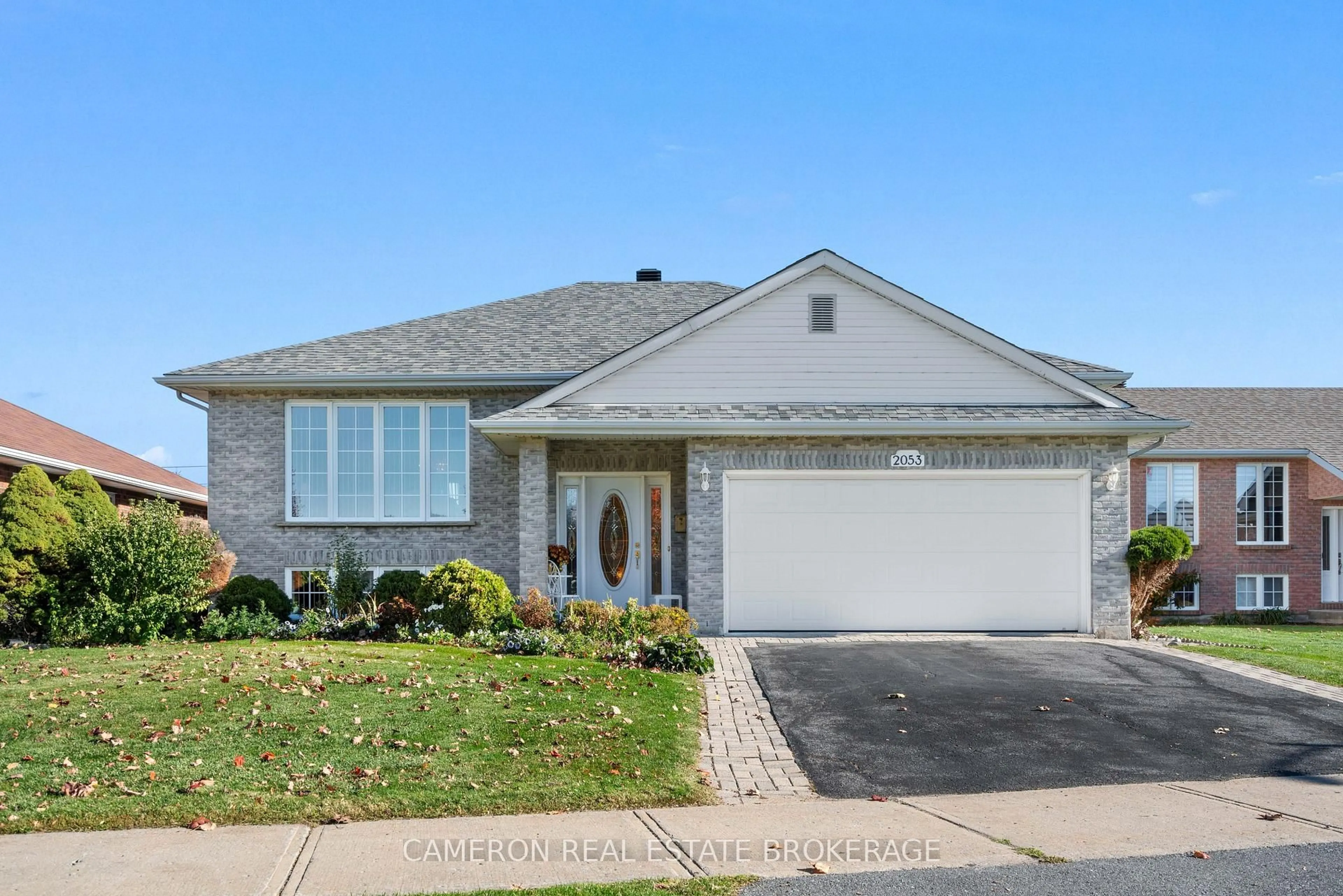 trreb/IMG-X14101670_cbc838b3ccbbfa004ca7a2c44a821a527e34005677284233c3c16b48dd6dc8dc.jpg