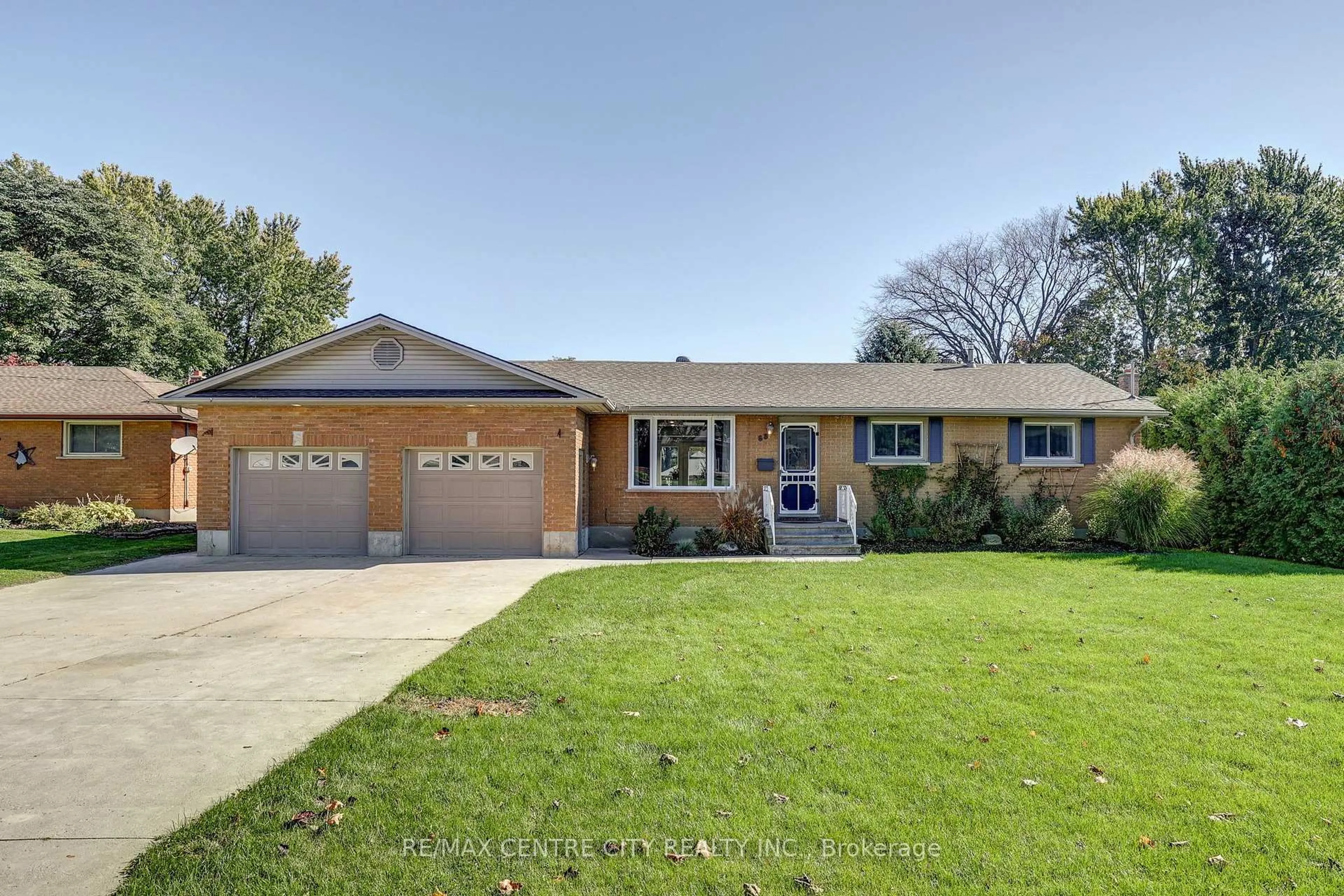 trreb/IMG-X14109438_d537ca2e3d7d3ffb8b501a1732f81b5ed28d74161b4d145532ced4b244f17b2a.jpg