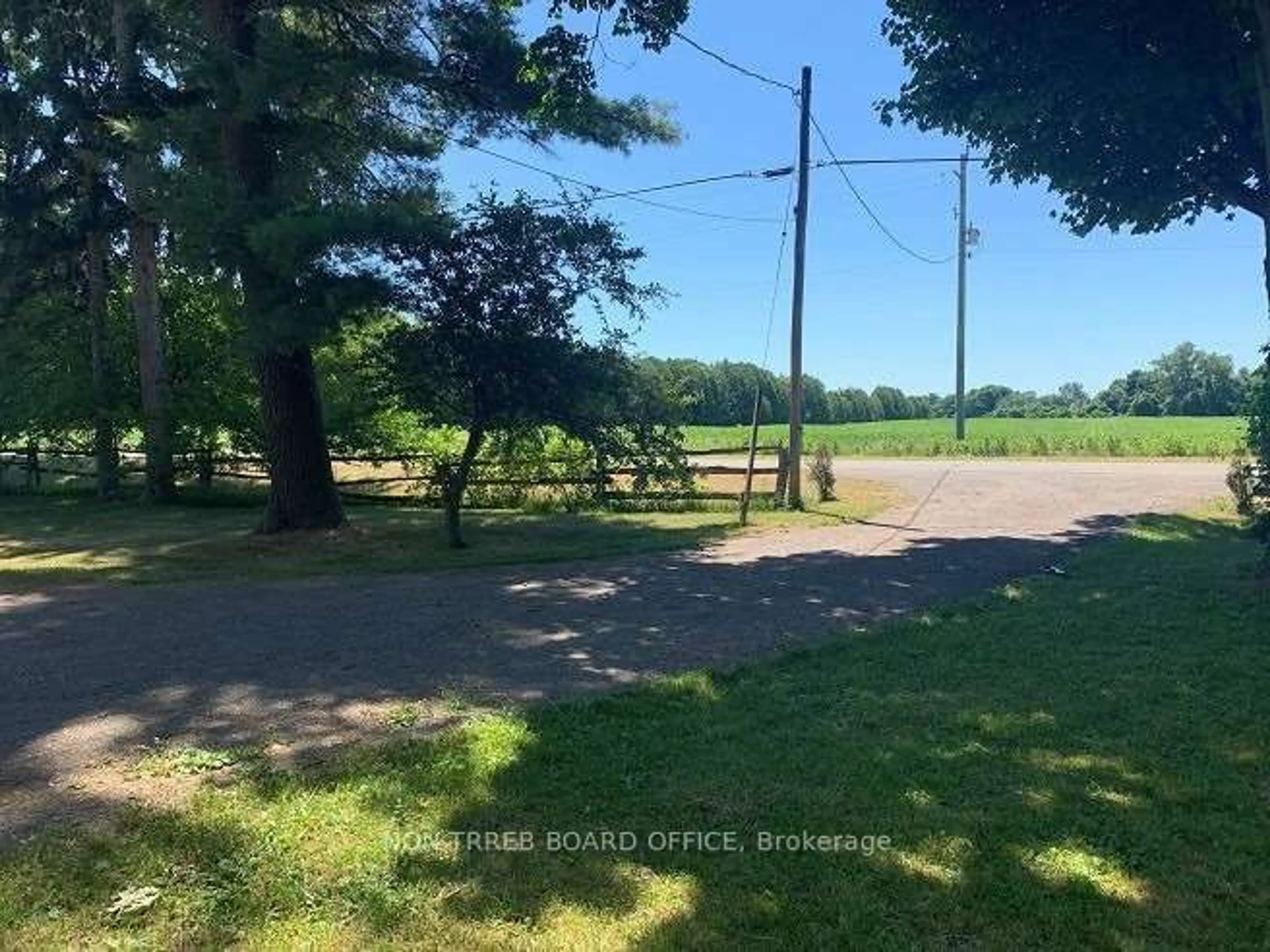 A pic from outside/outdoor area/front of a property/back of a property/a pic from drone, unknown for 77 Cultus Rd, Norfolk Ontario N0E 1C0