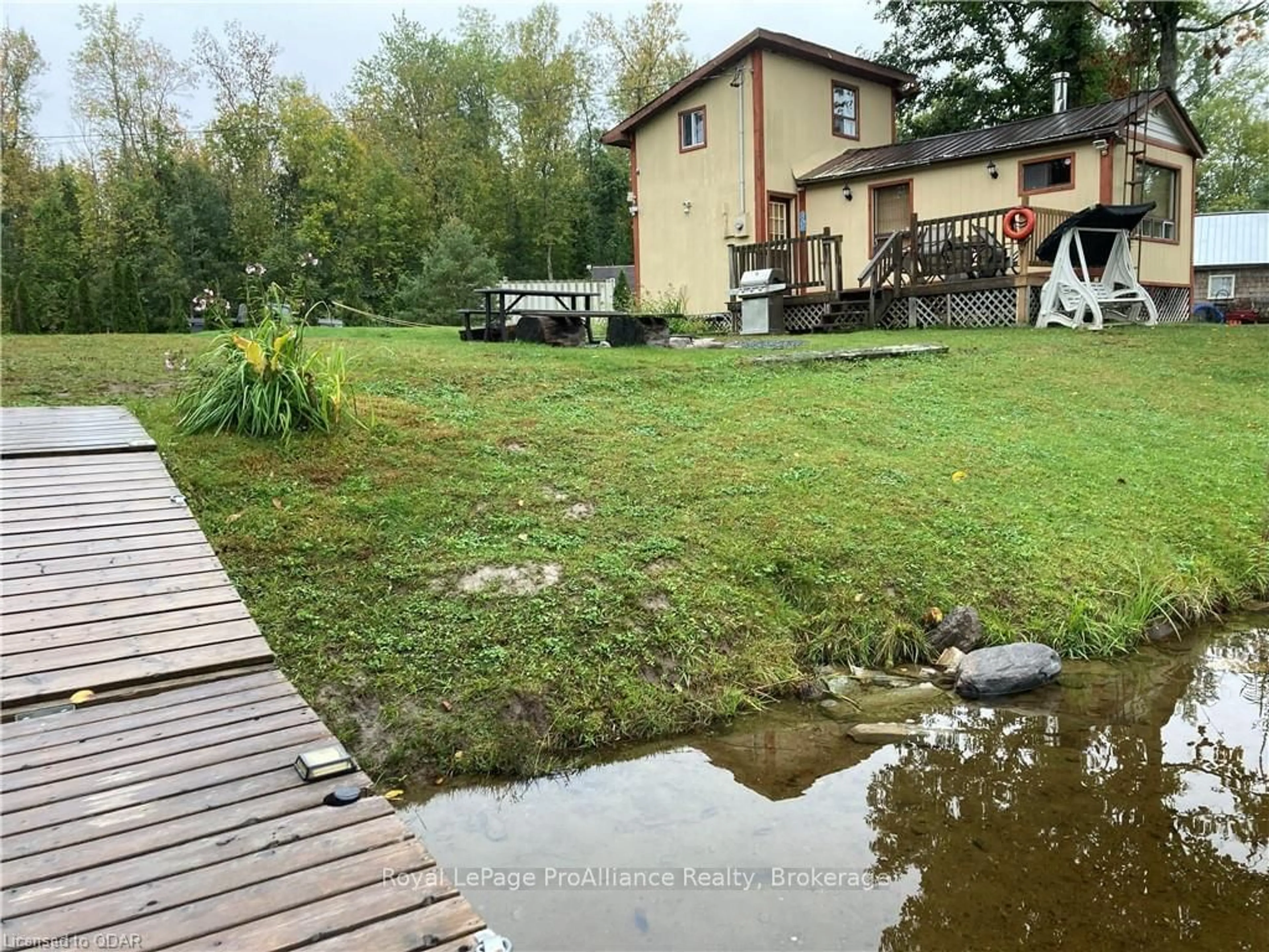 Frontside or backside of a home for 106 Fidlar Crt, Marmora and Lake Ontario K0K 2M0
