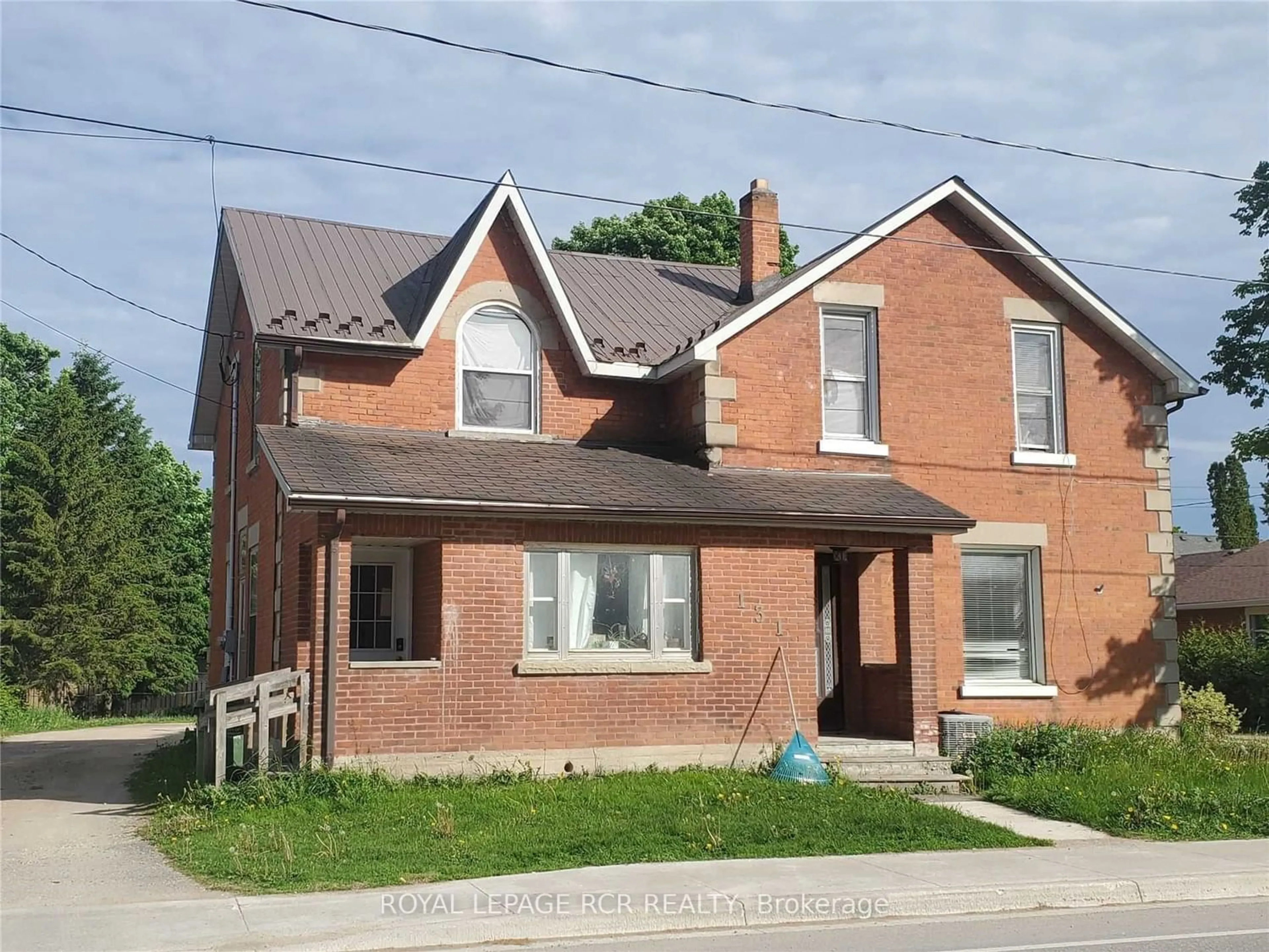 Frontside or backside of a home for 131 Main St #1 & 2, Southgate Ontario N0C 1B0