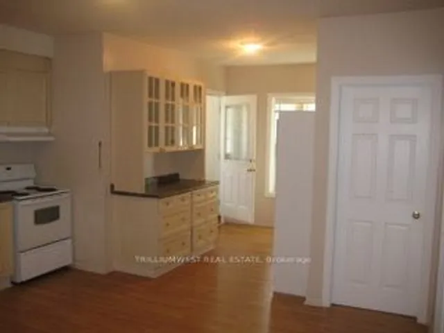 Additional property image - 154-156 Freelton Rd