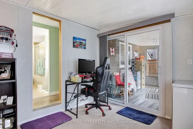Additional property image - 1429 Sheffield Rd Unit 1A