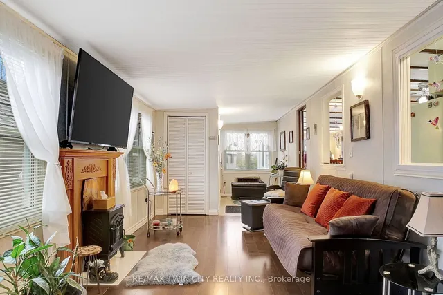 Additional property image - 1429 Sheffield Rd Unit 1A