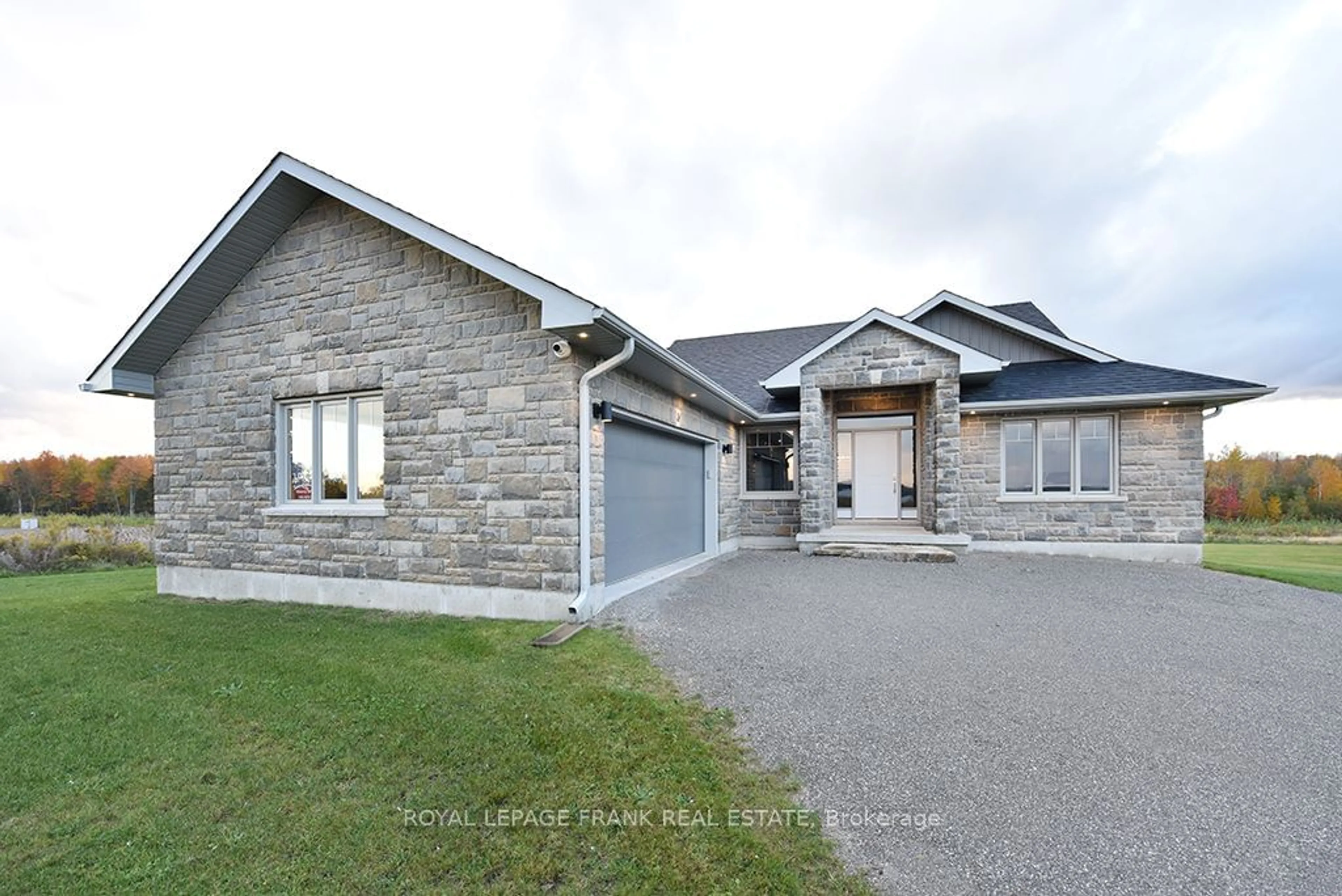 Frontside or backside of a home for 14 Avalon Dr, Kawartha Lakes Ontario K0M 1N0