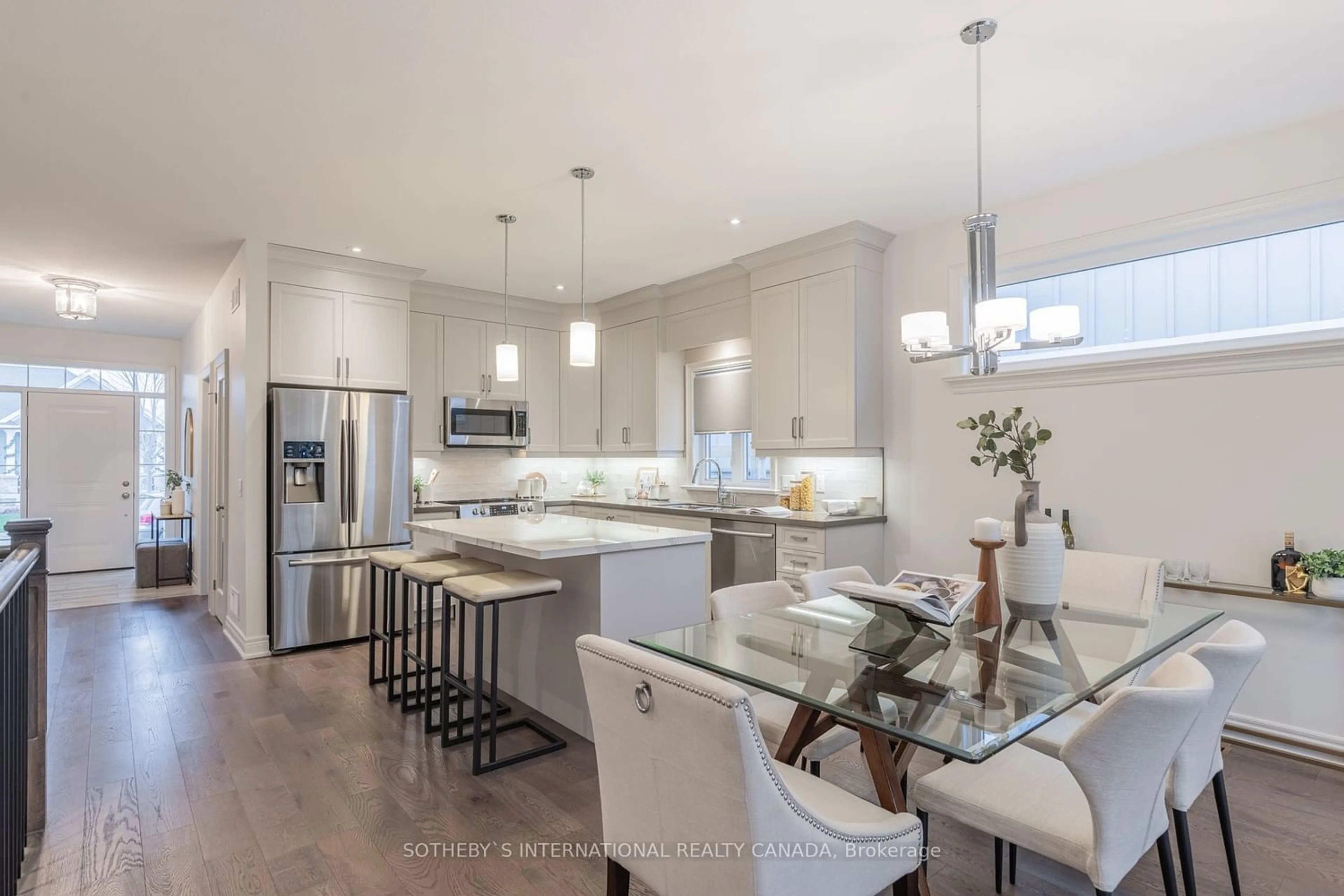 Open concept kitchen, unknown for 10 Summerhayes Dr, Niagara-on-the-Lake Ontario L0S 1J0