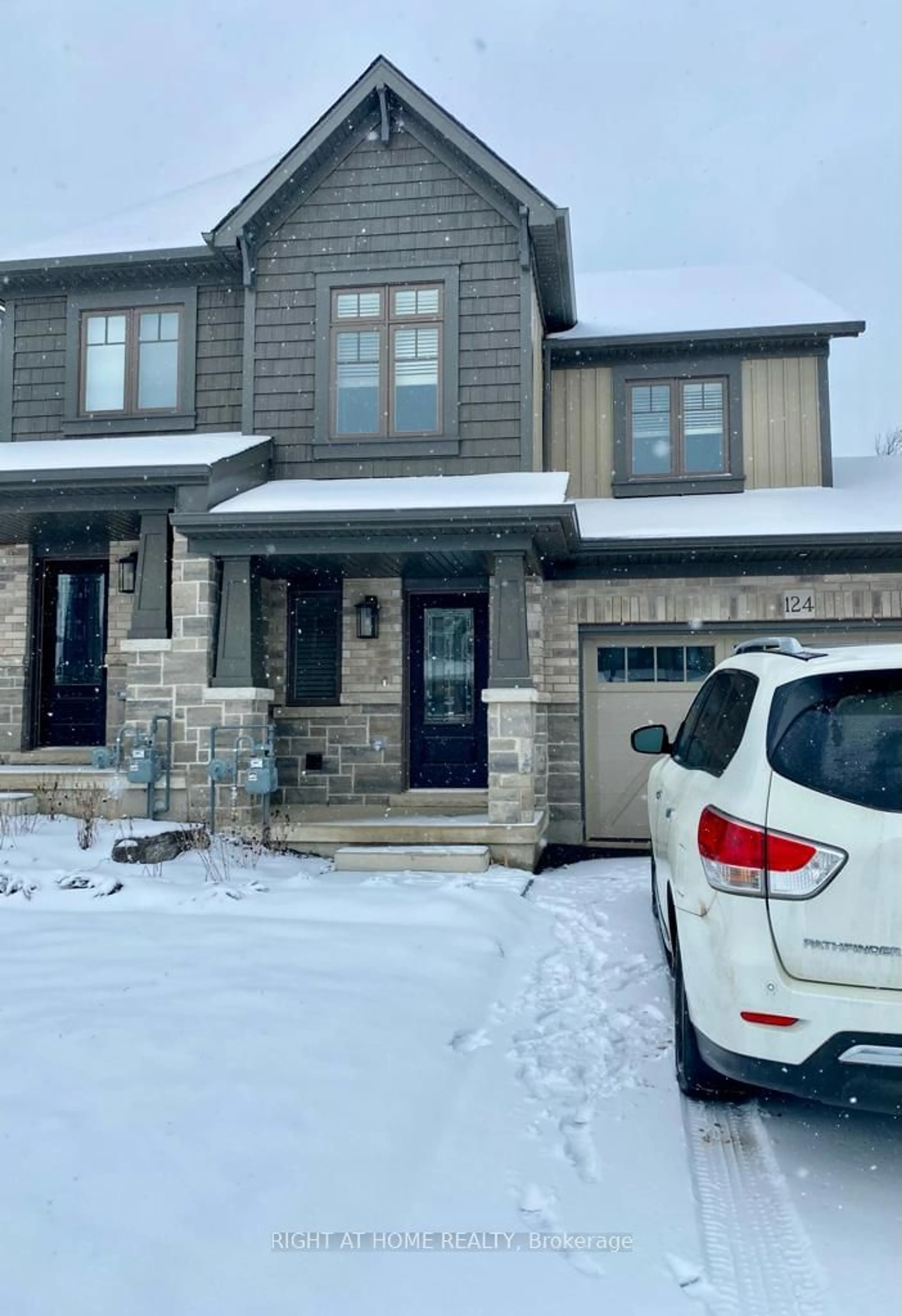 Frontside or backside of a home for 124 Mullin St, Grey Highlands Ontario N0C 1H0