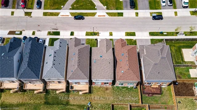 Additional property image - 166 Rivertrail Ave