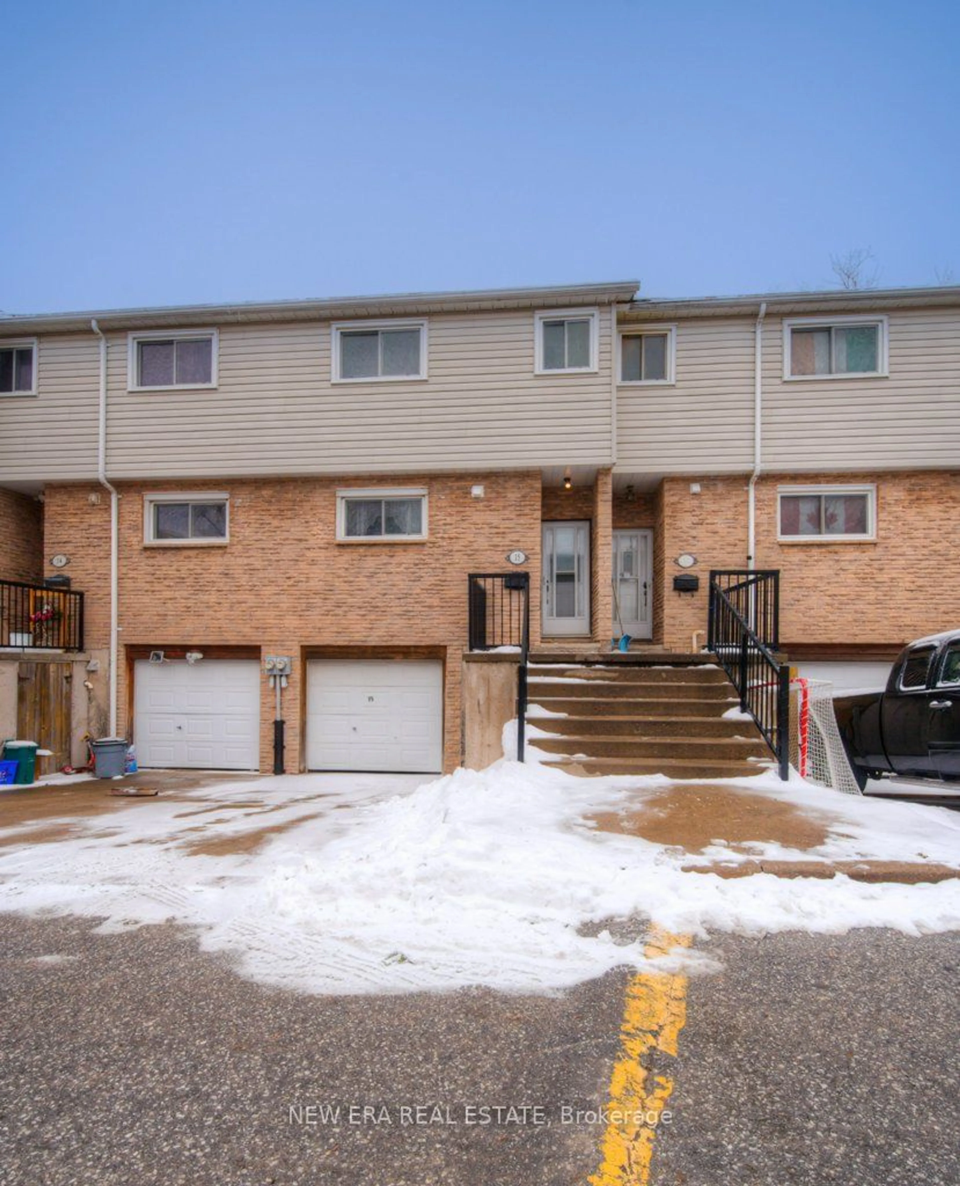 A pic from exterior of the house or condo for 149 St Catharine St #15, West Lincoln Ontario L0R 2A0