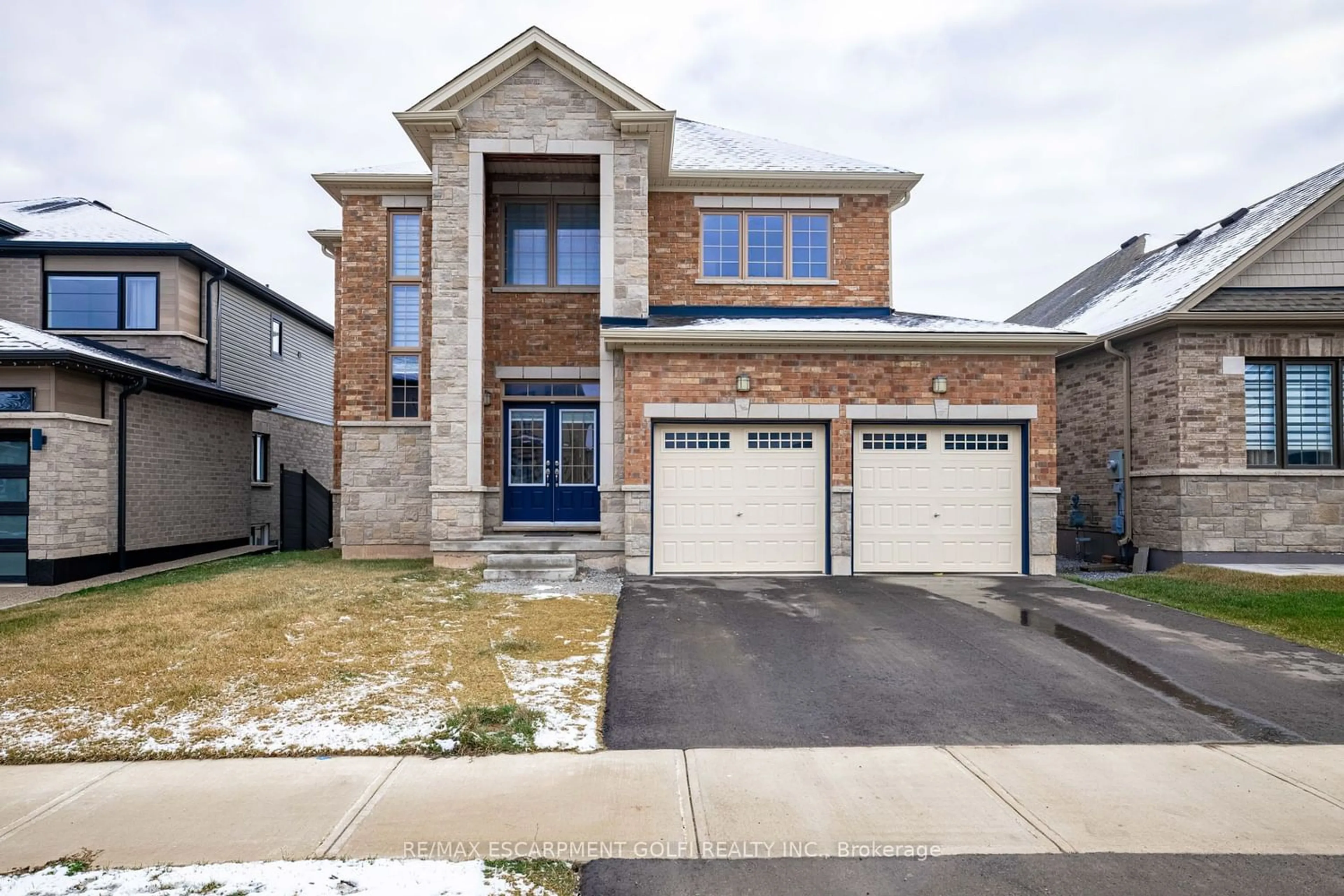 Home with brick exterior material for 192 Shoreview Dr, Welland Ontario L3B 0H3