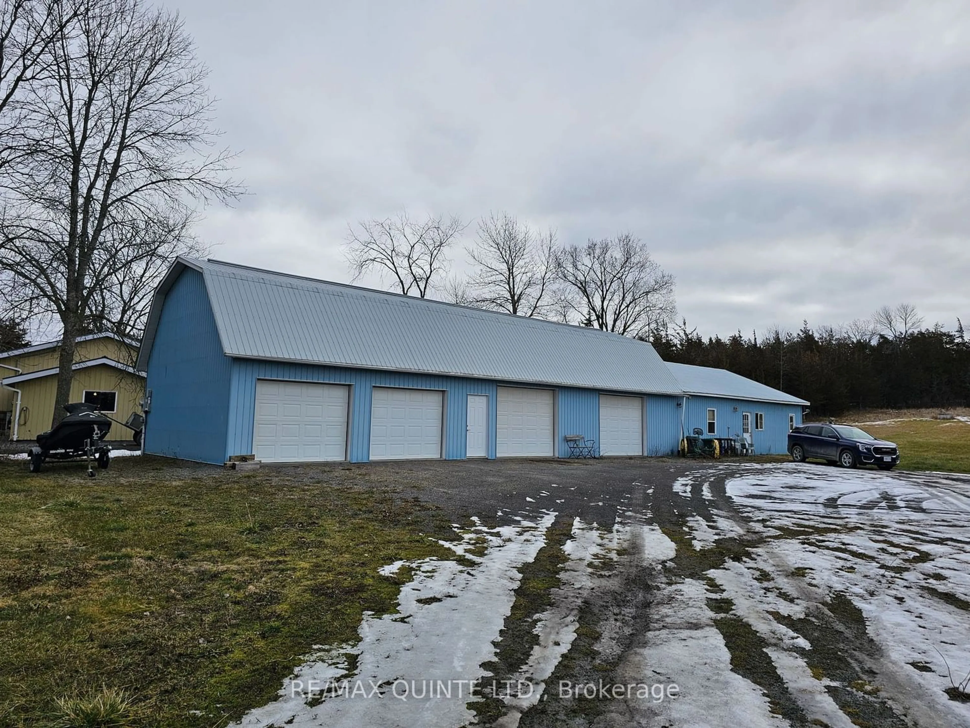 Outside view for 1648 North Big Island Rd, Prince Edward County Ontario K0K 1W0