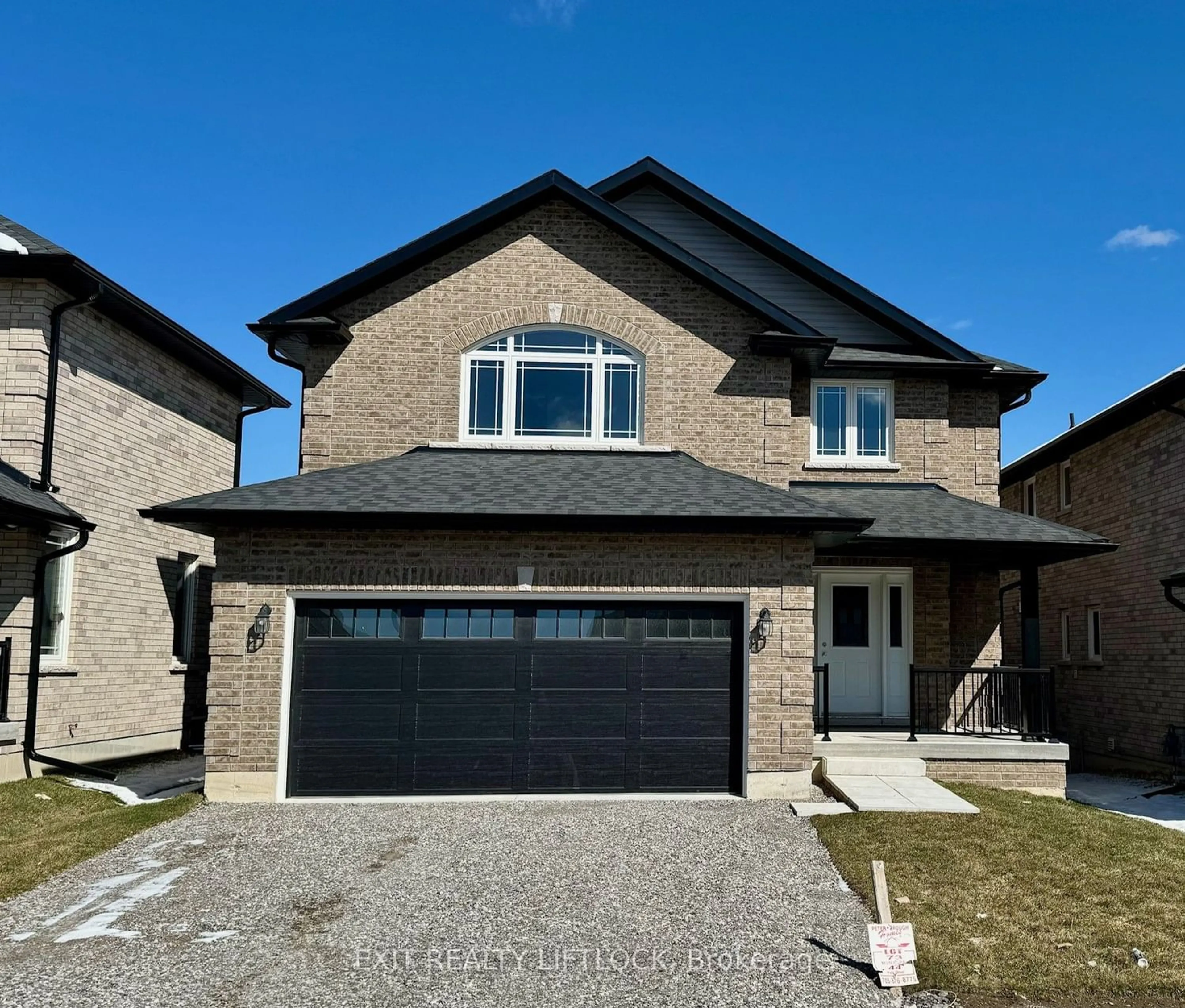 Frontside or backside of a home for 44 York Dr, Peterborough Ontario K9H 5B9