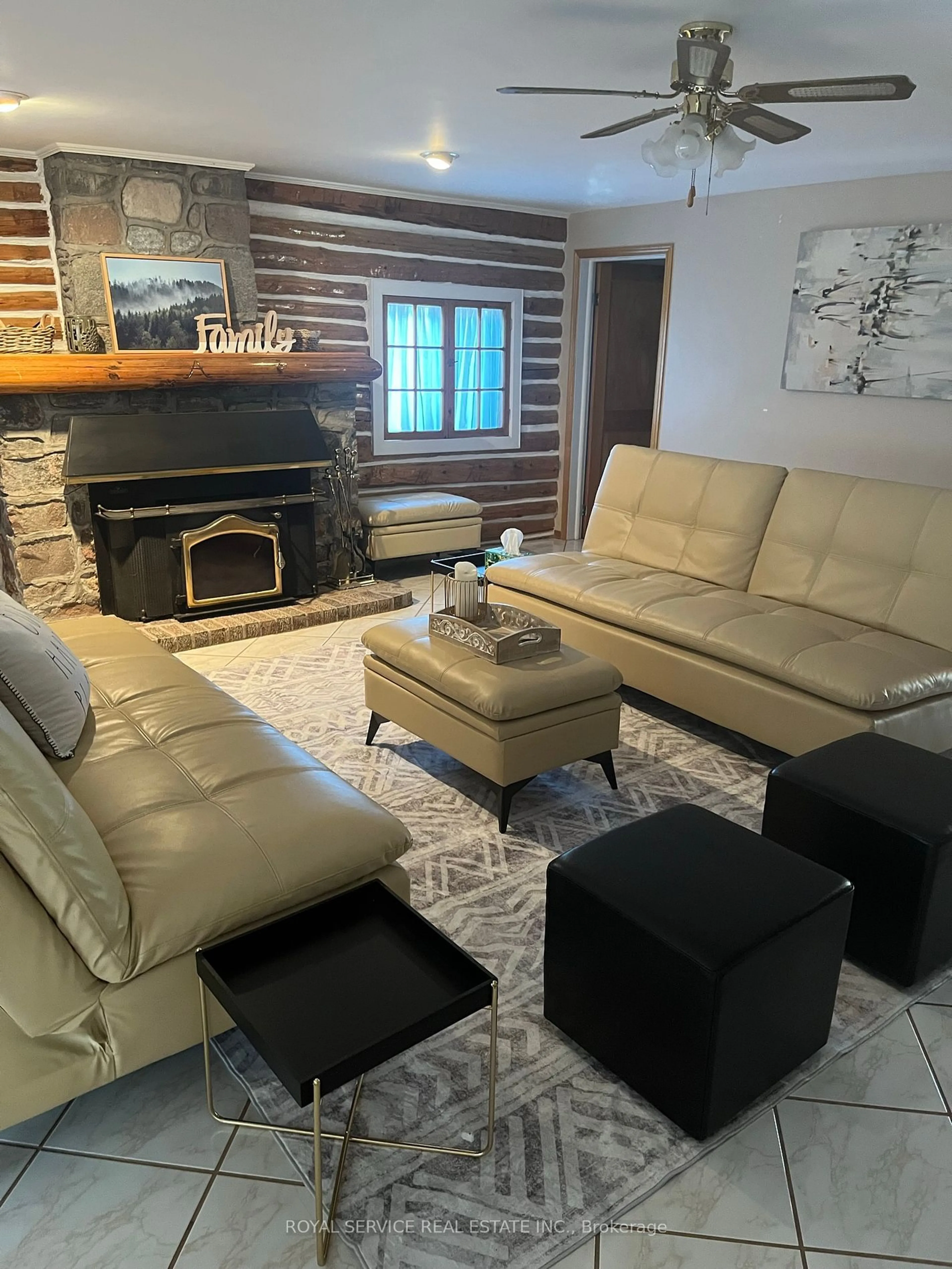 Living room for 108 Coldstream Rd, Kawartha Lakes Ontario K0M 1N0