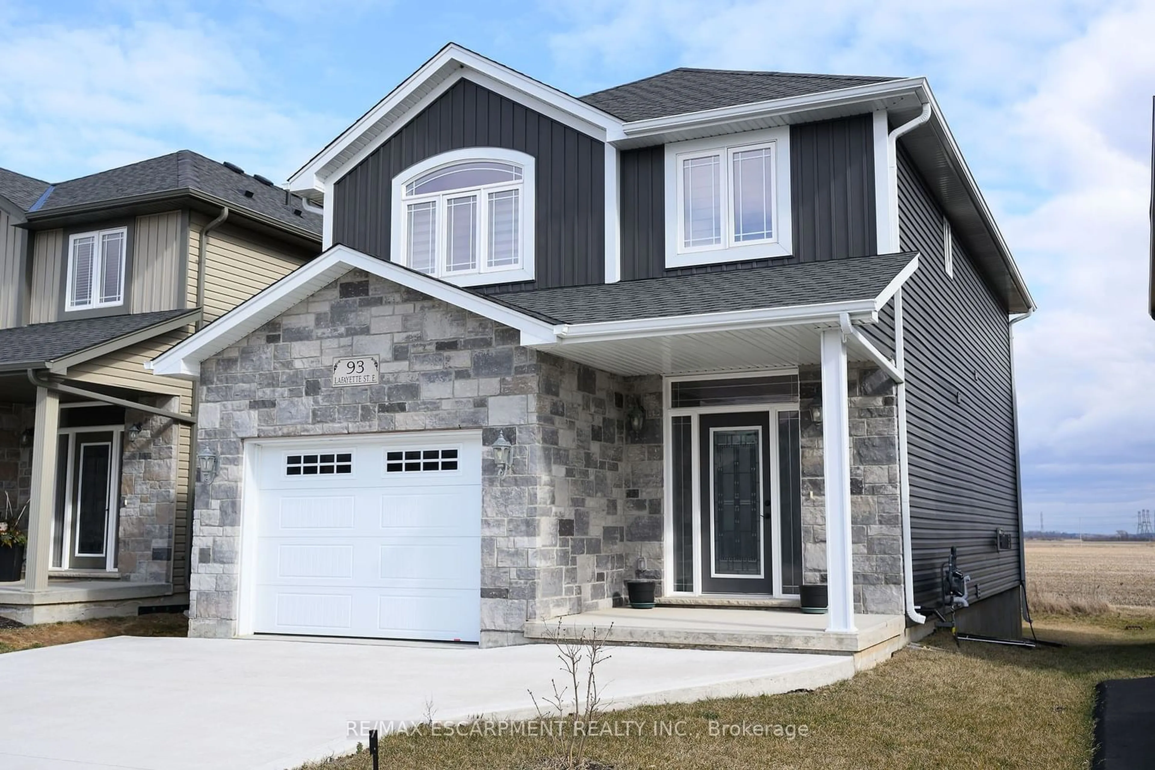 Frontside or backside of a home for 93 Lafayette St, Haldimand Ontario N0A 1J0