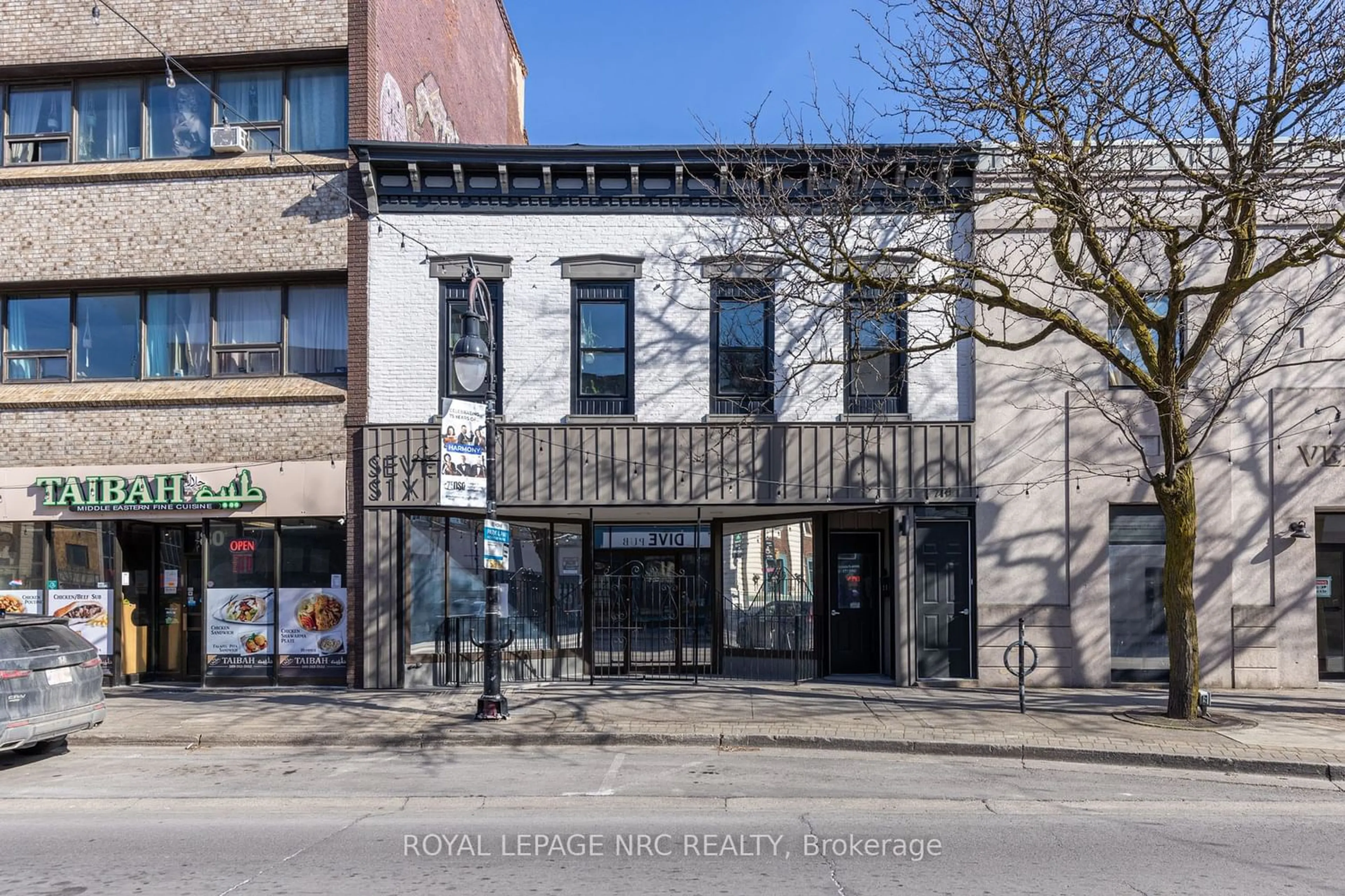 Street view for 74-76 St Paul St, St. Catharines Ontario L2R 3M2