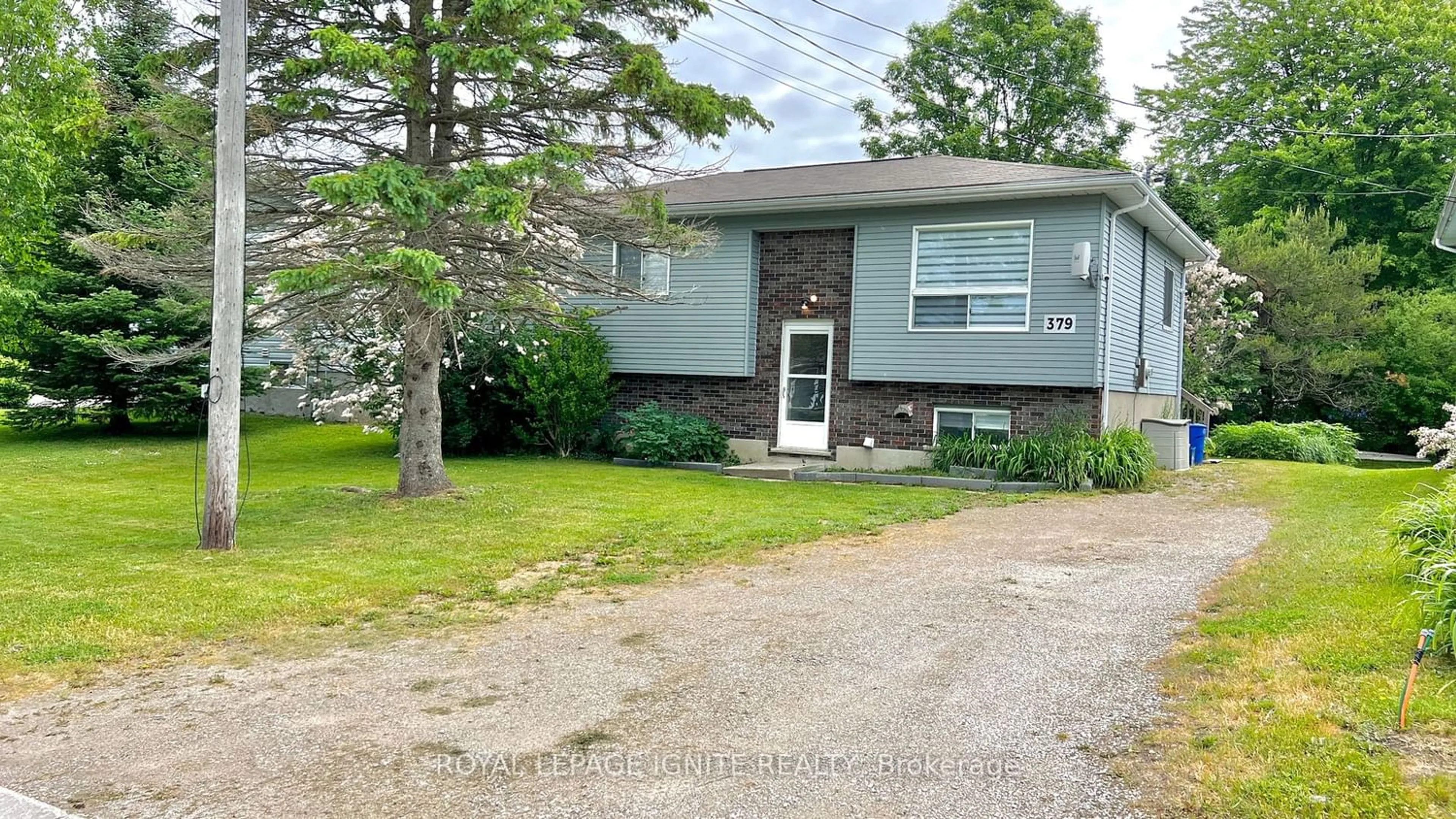 Frontside or backside of a home for 379 Isaac St, South Bruce Peninsula Ontario N0H 2T0