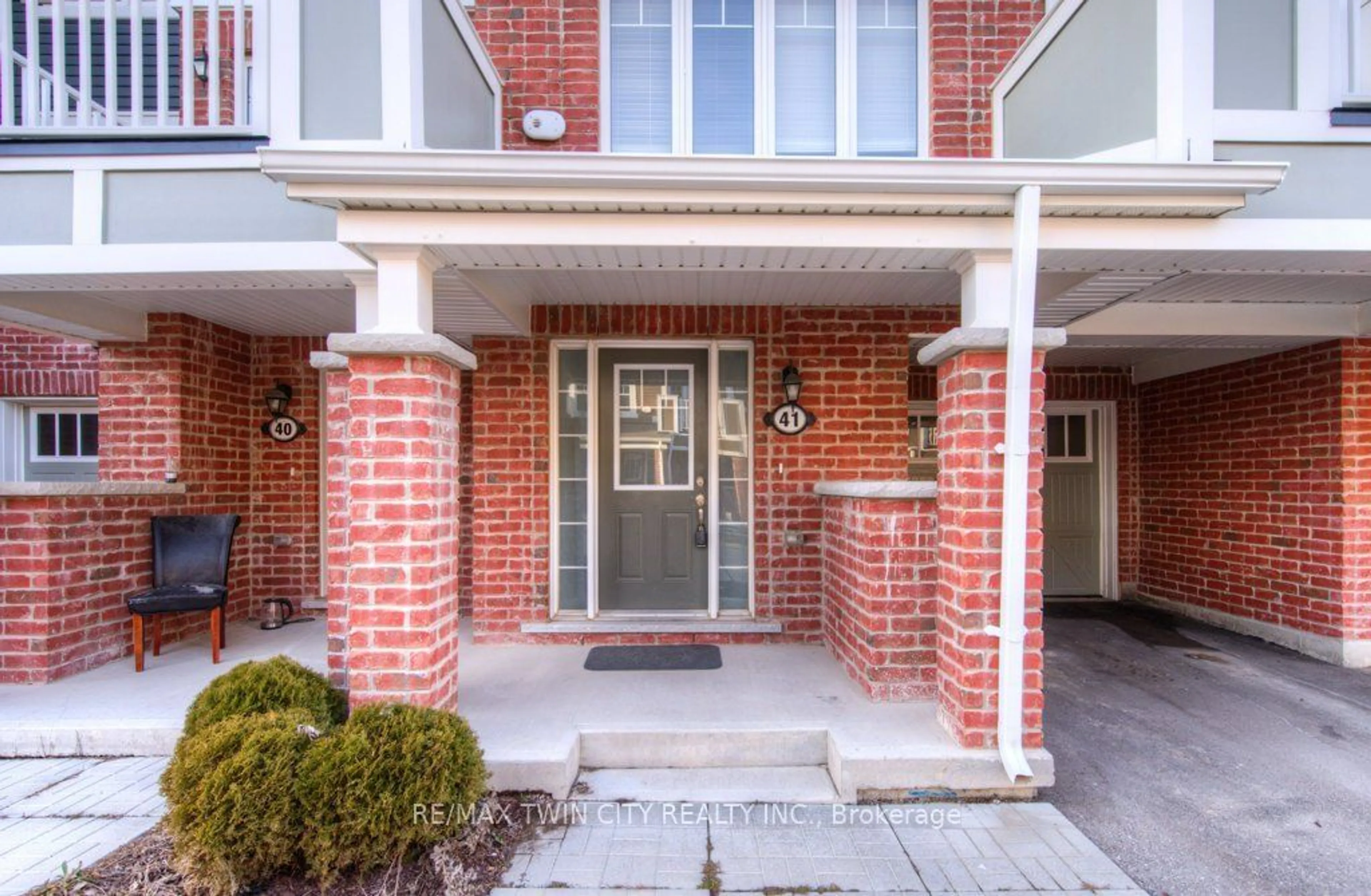 Home with brick exterior material for 143 Ridge Rd #41, Cambridge Ontario N3E 0E1