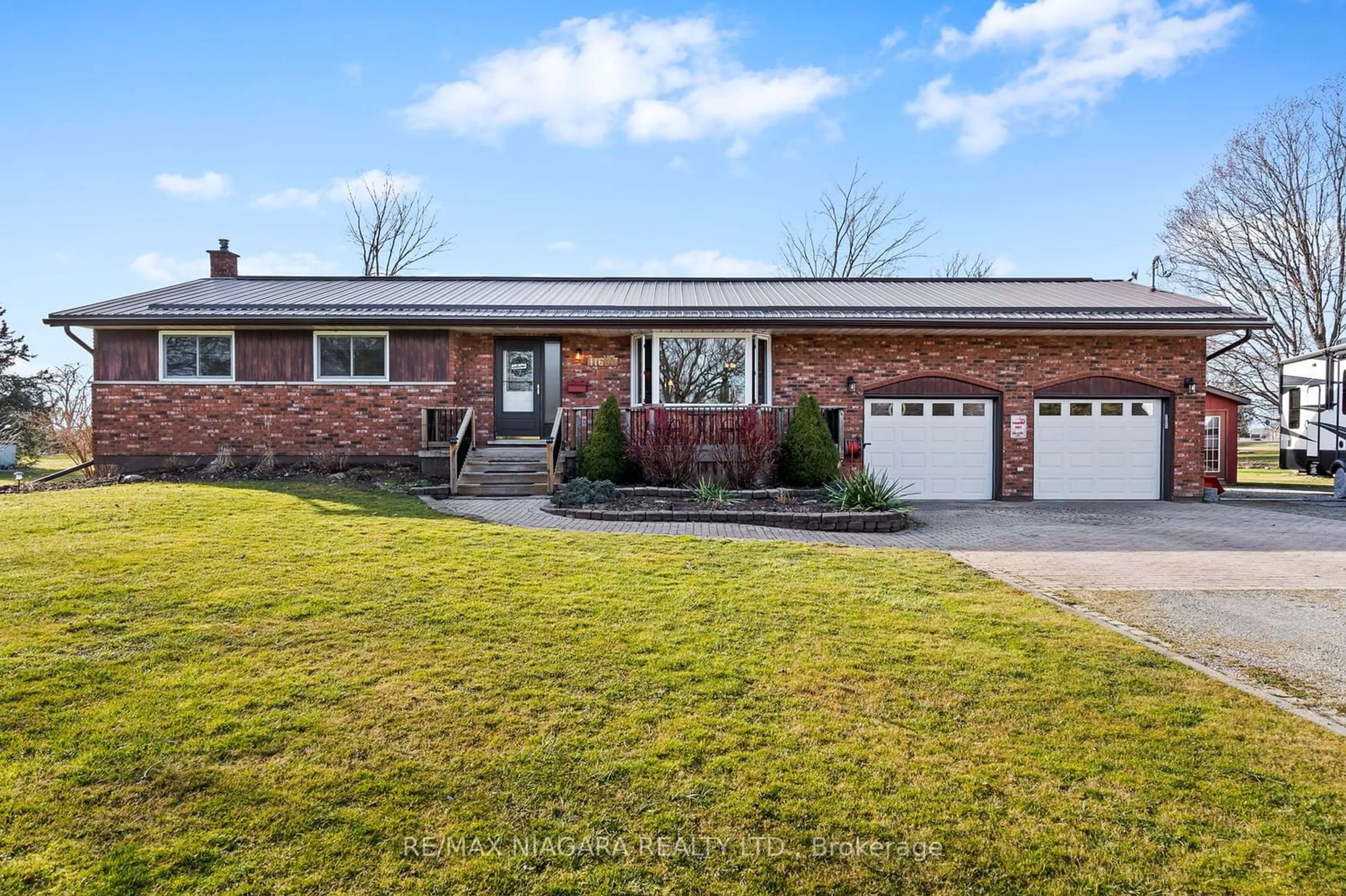 Home with brick exterior material for 11620 Elizabeth Cres, Wainfleet Ontario L0S 1V0