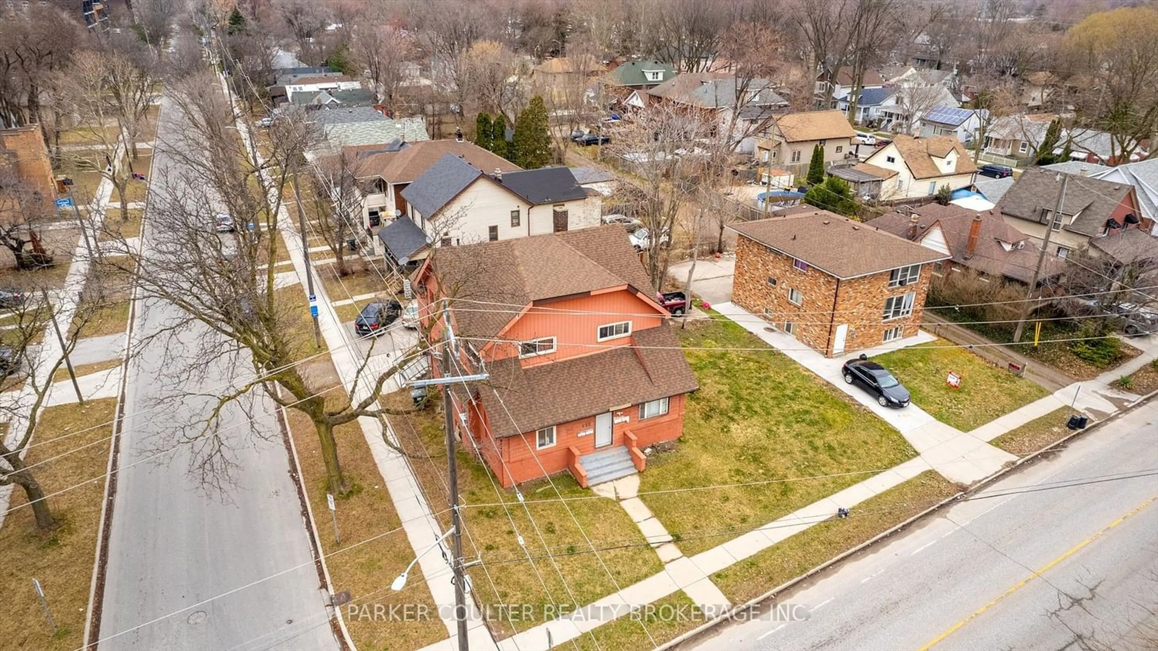 Frontside or backside of a home for 412 Prince Rd, Windsor Ontario N9C 2Y8