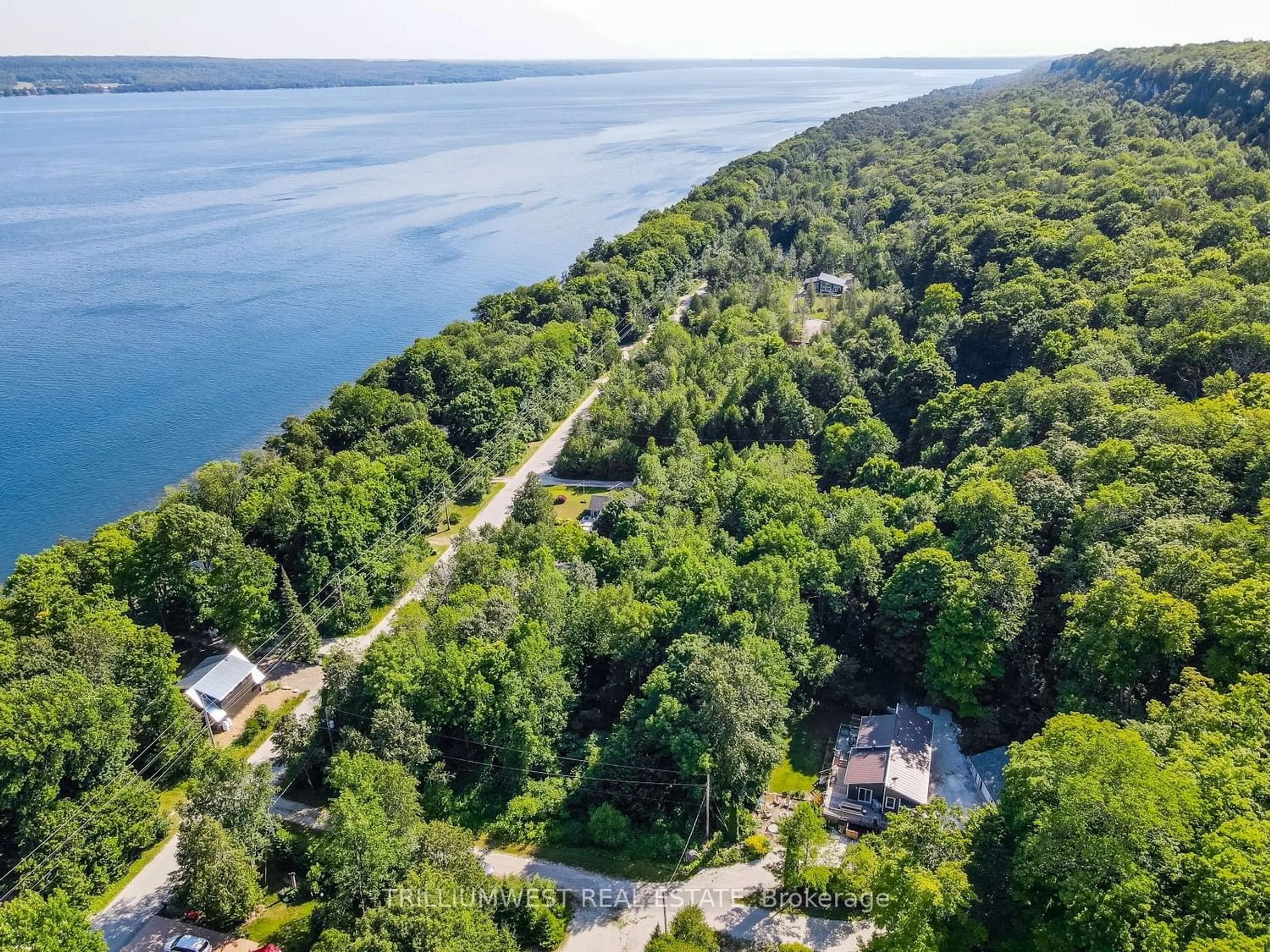 Lakeview for 11 14th Ave, South Bruce Peninsula Ontario N0H 2T0