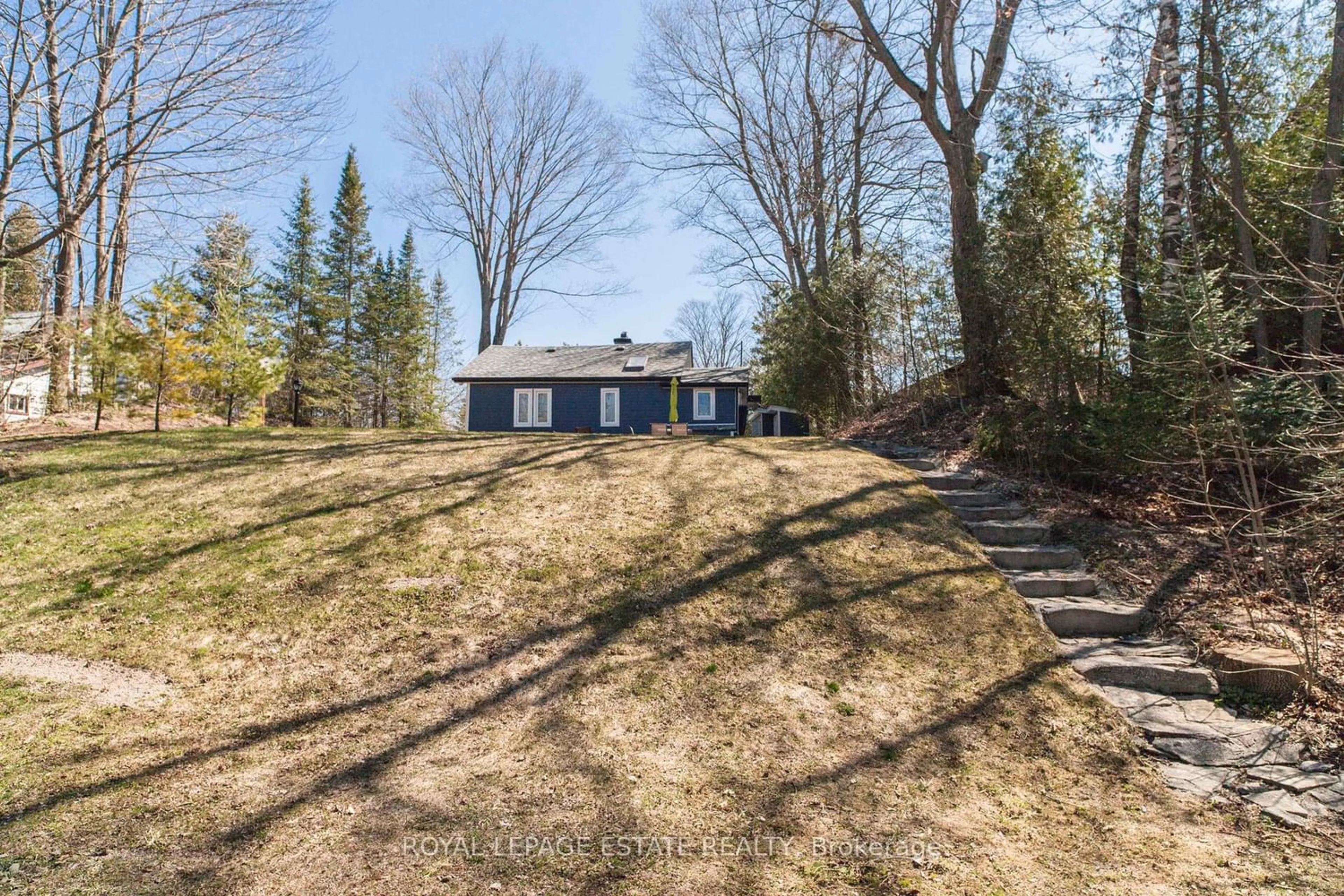 Cottage for 1212 Sauble Falls Rd, South Bruce Peninsula Ontario N0H 2G0