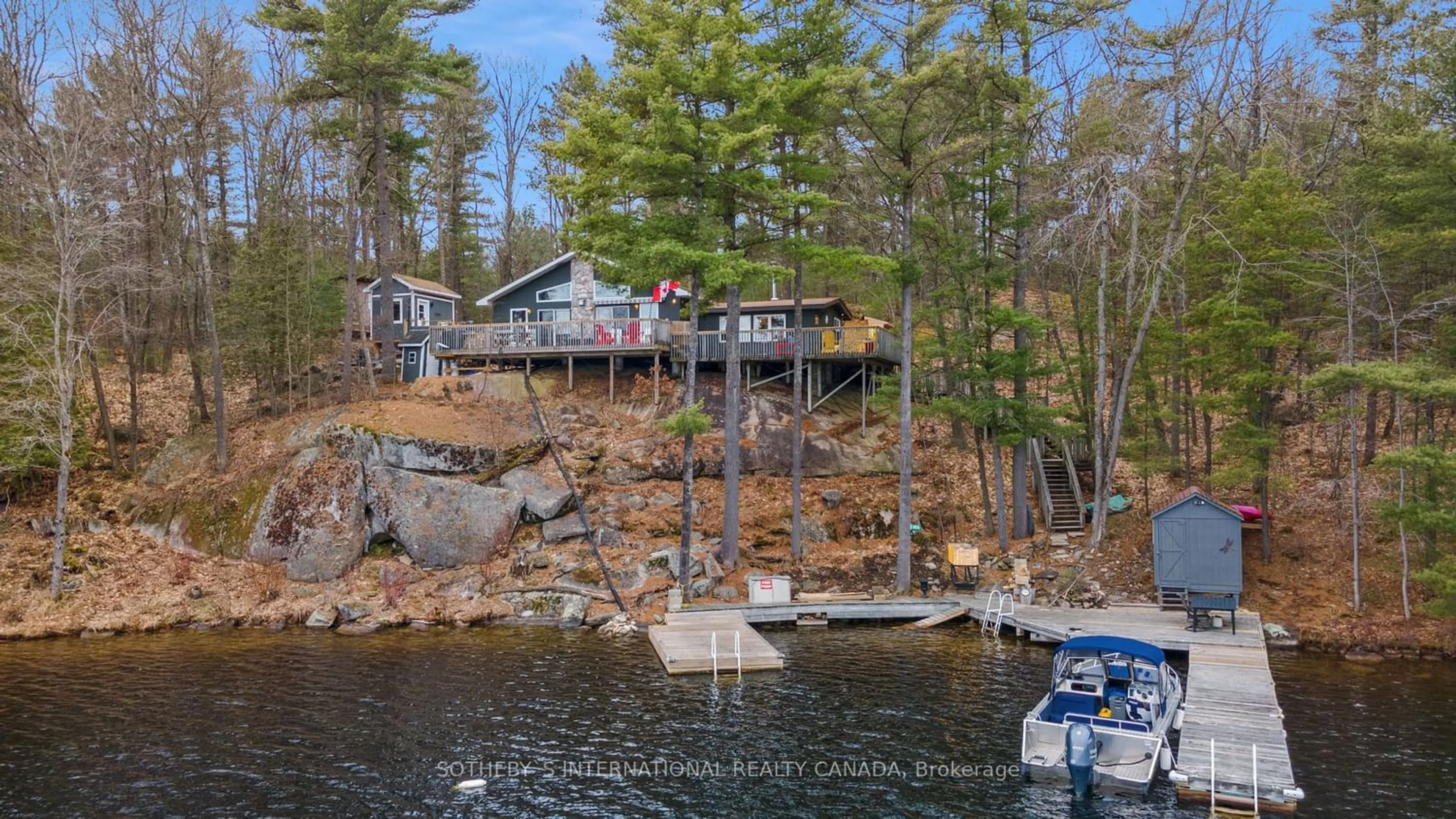 Cottage for 8806 Go Home Lake Shr, Georgian Bay Ontario P0C 1H0