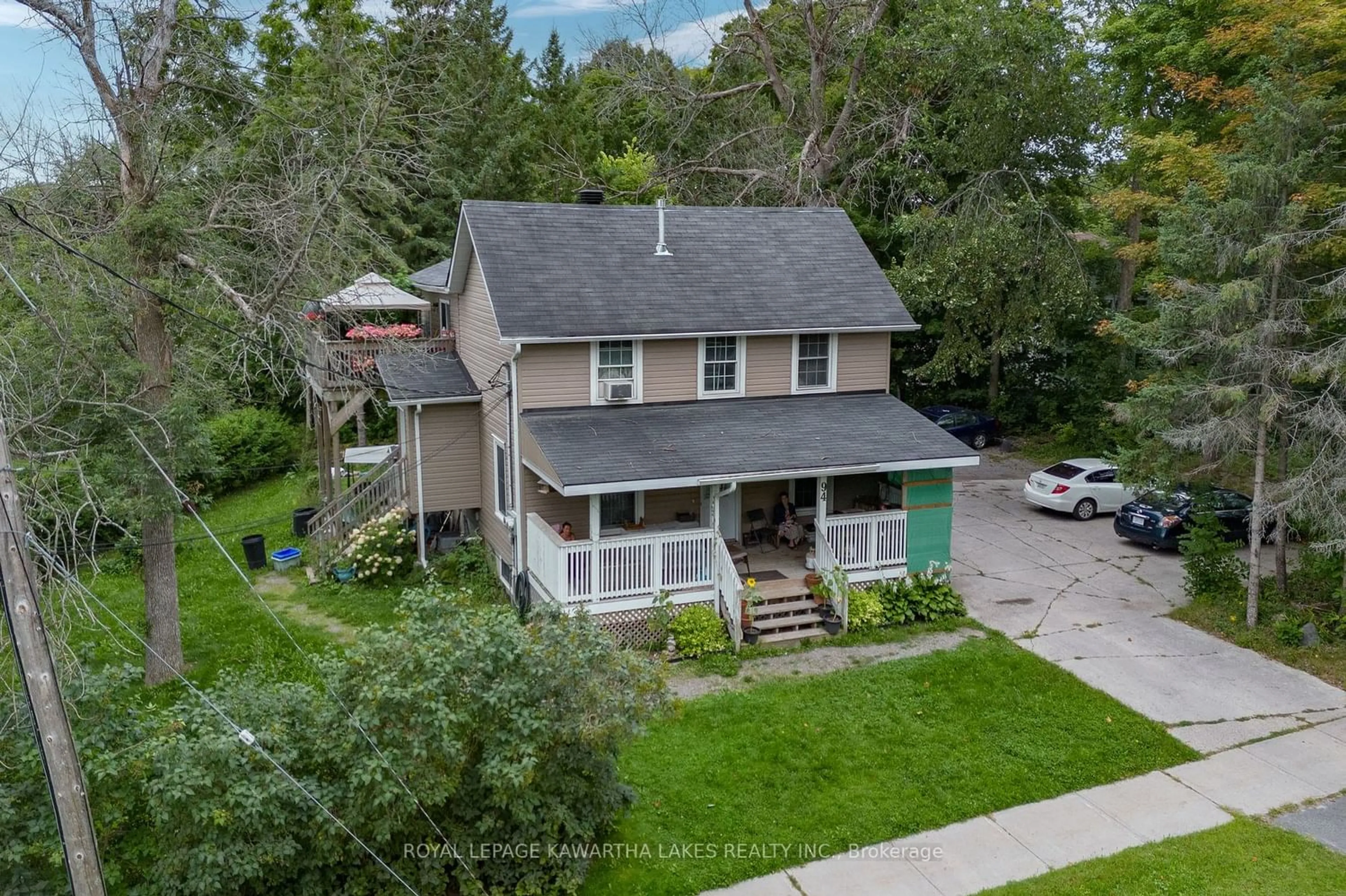 Frontside or backside of a home for 94 Joseph St, Kawartha Lakes Ontario K0M 1A0
