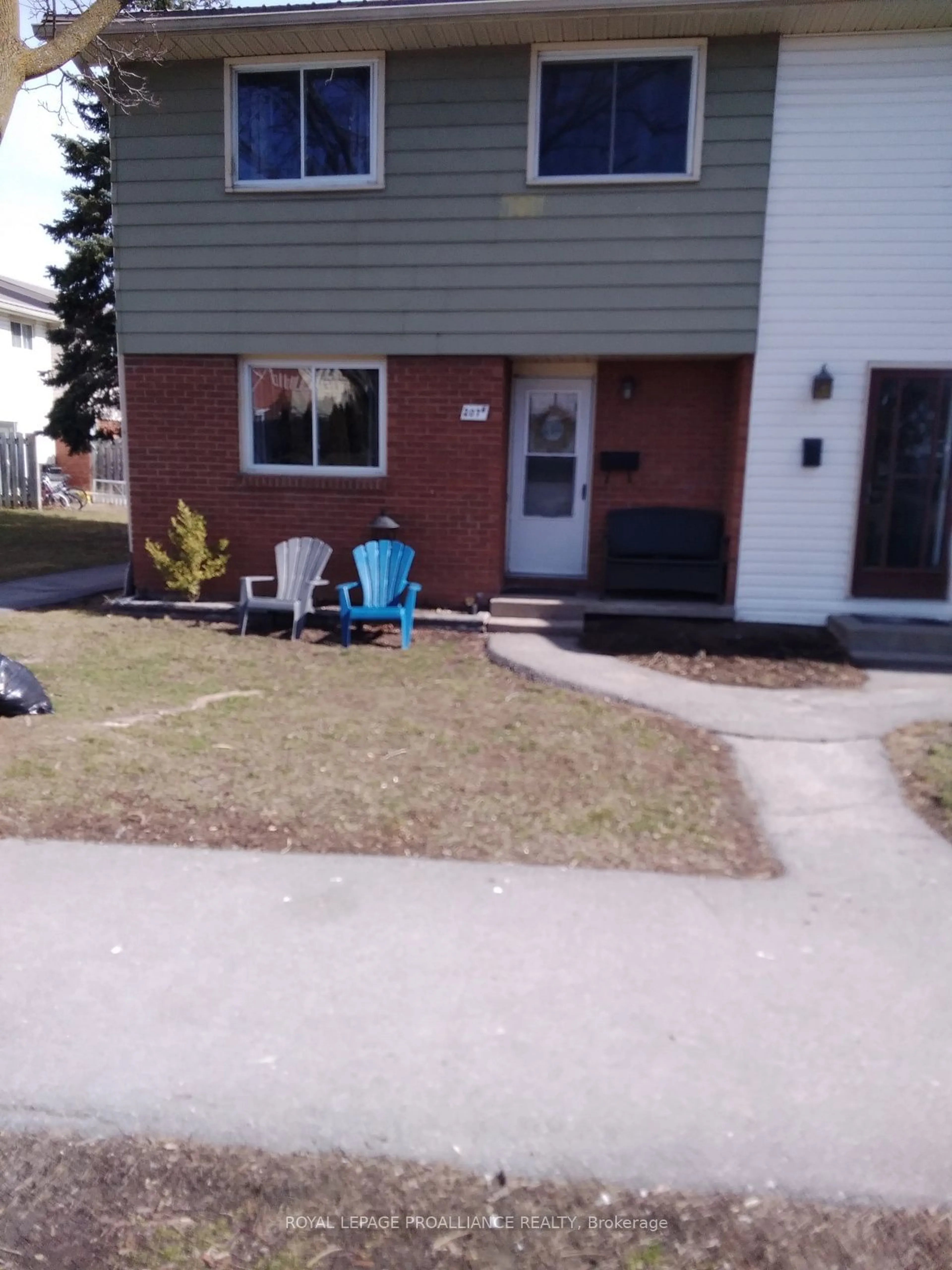 Frontside or backside of a home for 35 North Park St #207, Belleville Ontario K8P 4T9