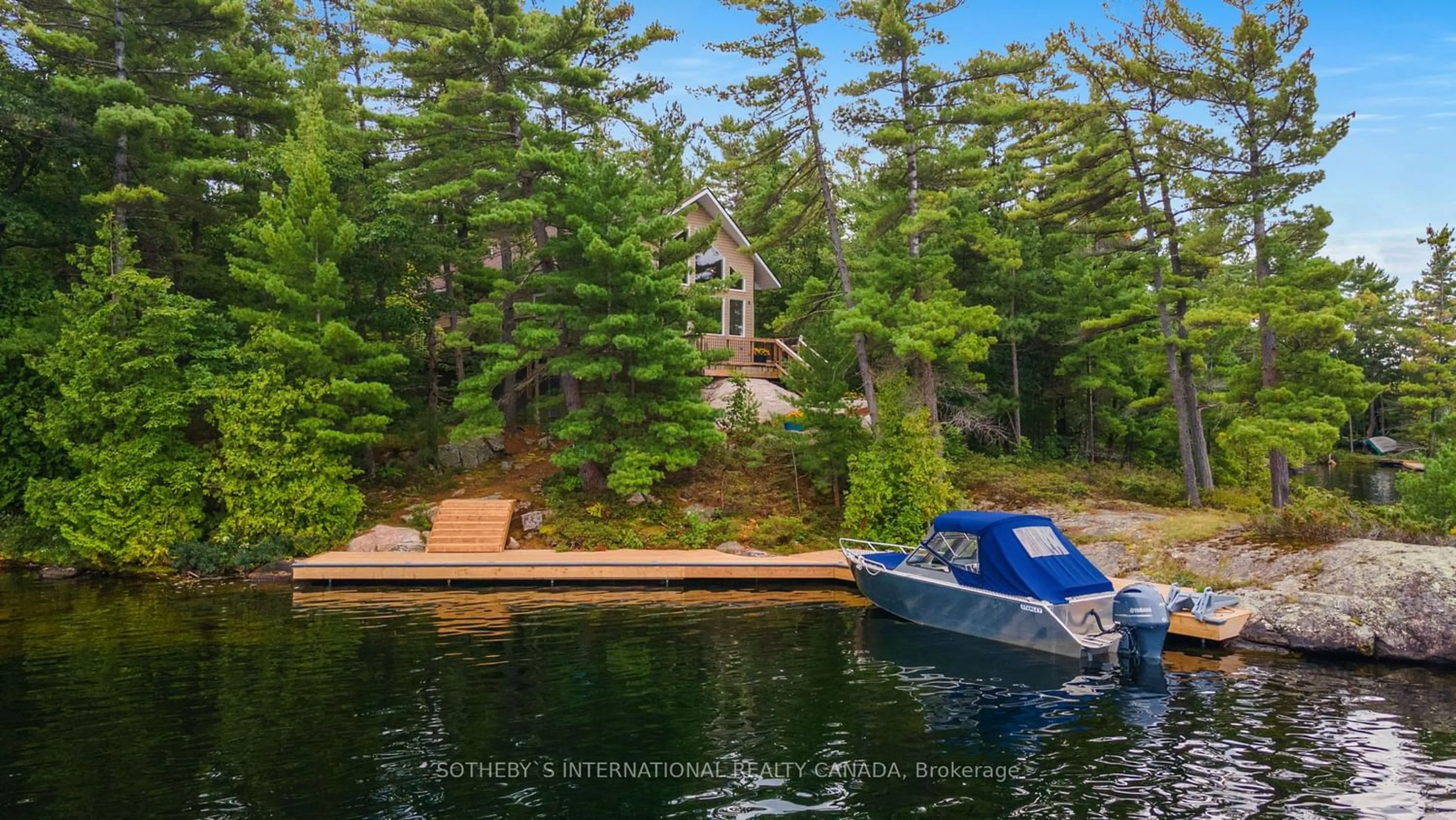 Cottage for 770 Is 200, Georgian Bay Ontario L0K 1S0