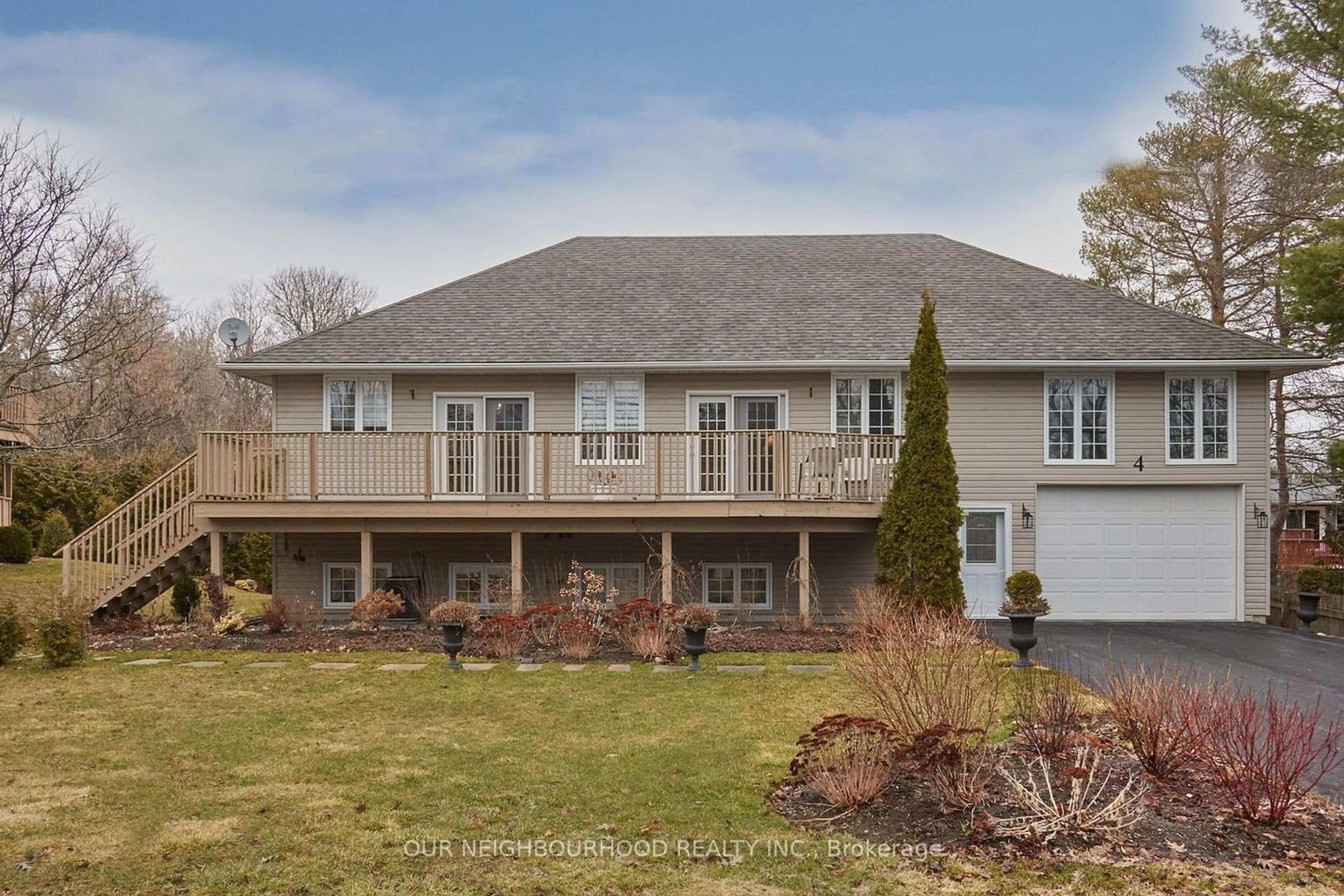 Frontside or backside of a home for 4 Head St, Kawartha Lakes Ontario K0M 1N0