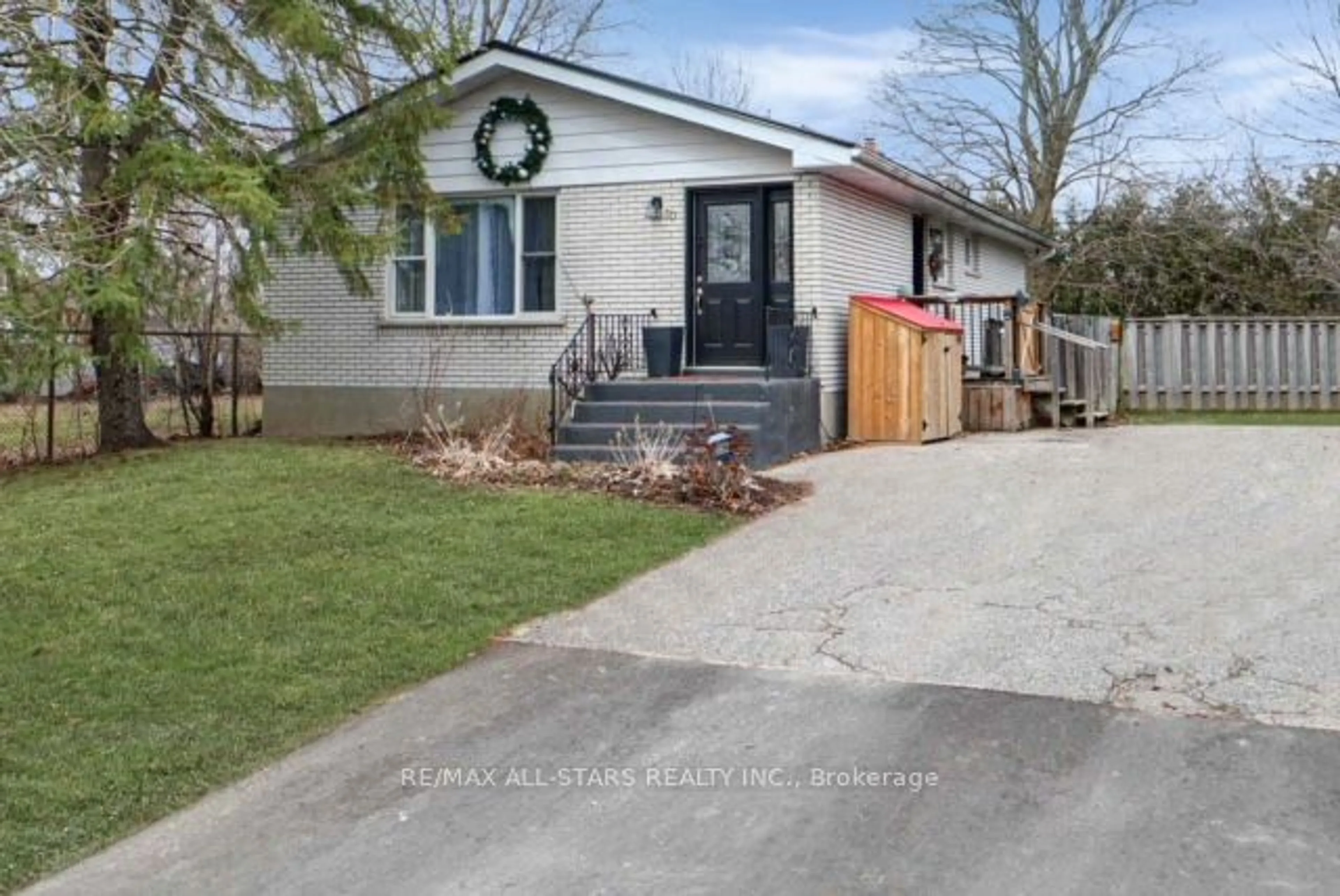 Frontside or backside of a home for 30 Dominion Dr, Kawartha Lakes Ontario K9V 1H7