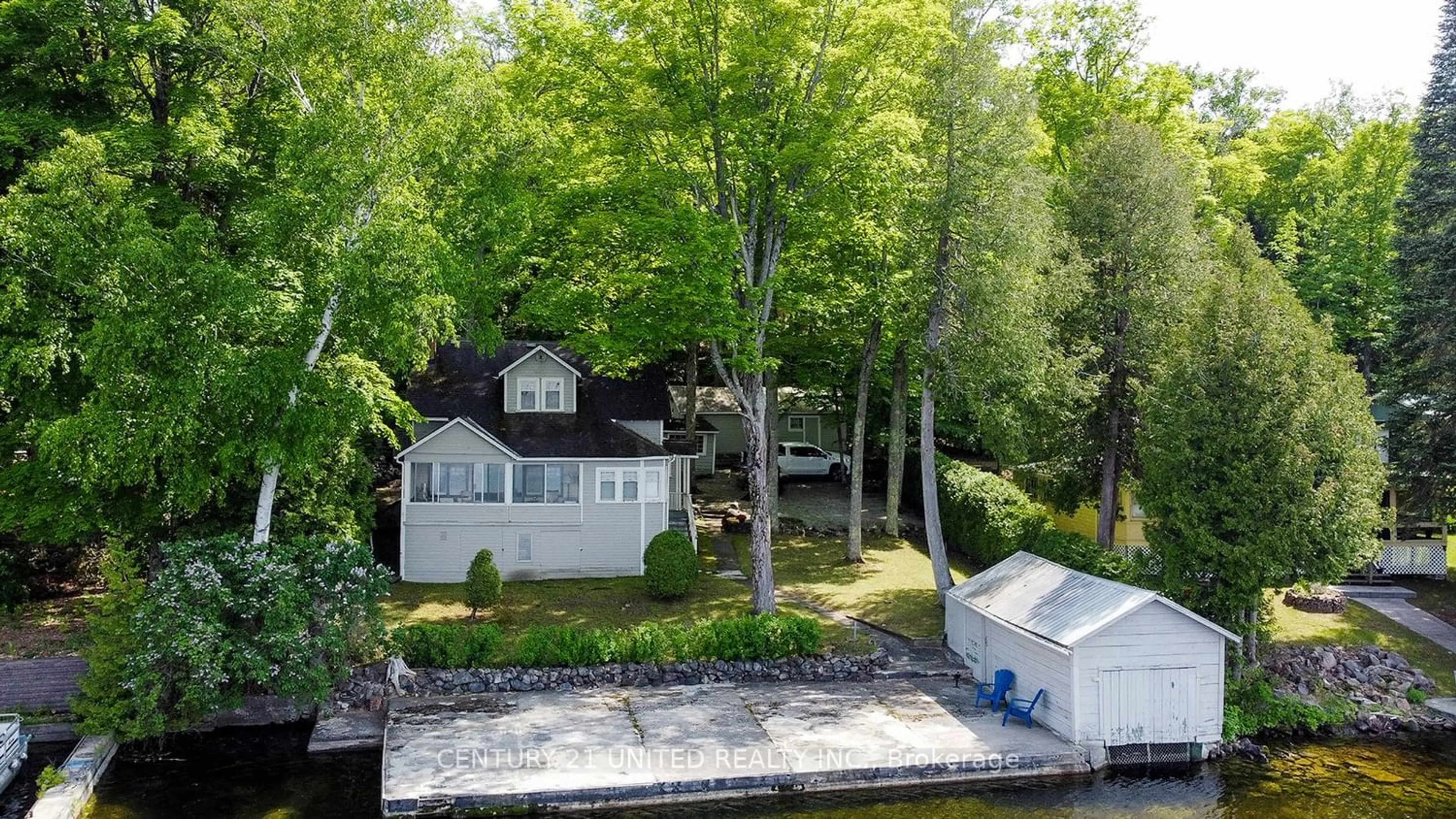 Cottage for 406 Carveths Marina Rd, Douro-Dummer Ontario K0L 2H0