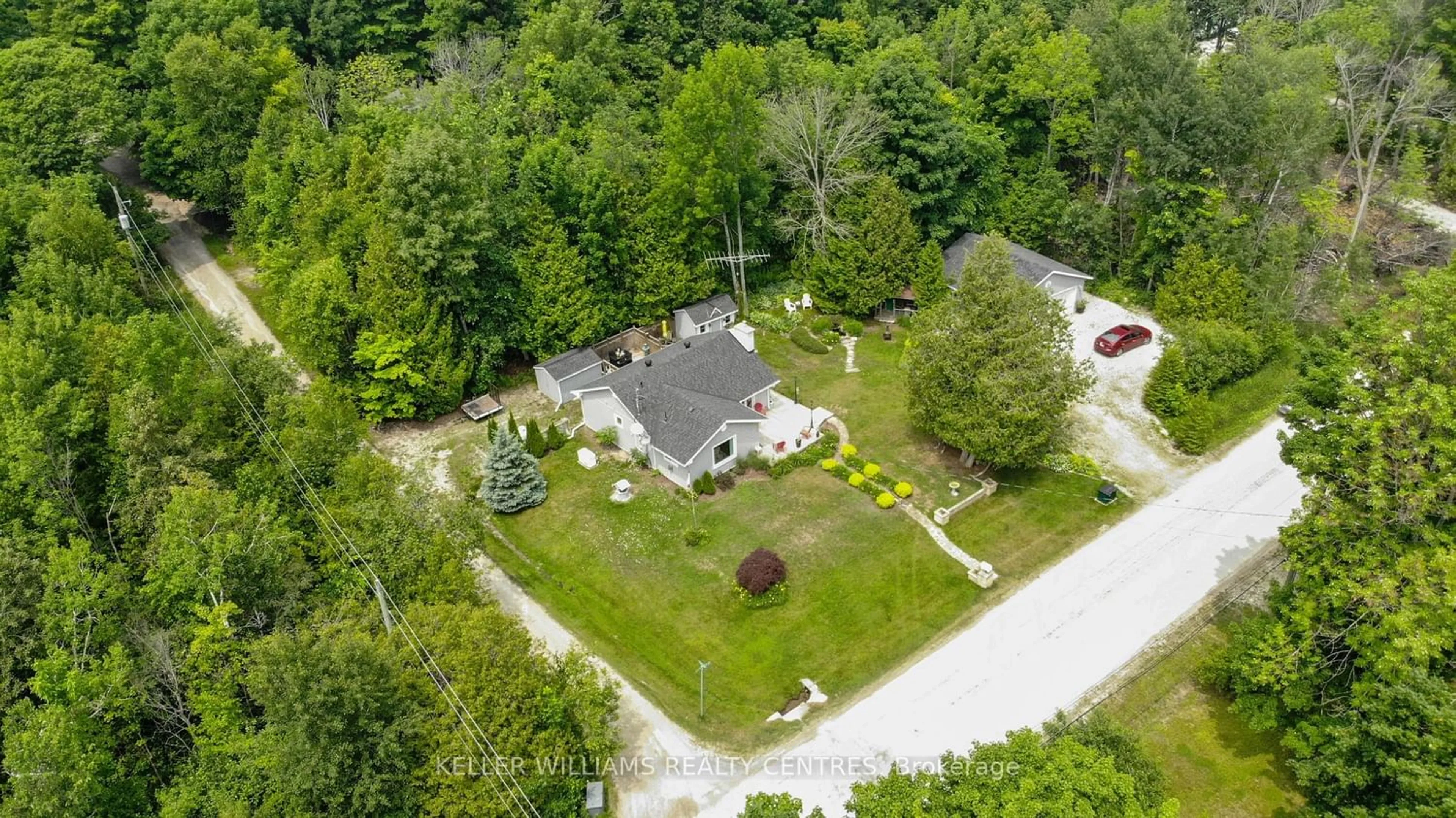 Frontside or backside of a home for 615 Mallory Beach Rd, South Bruce Peninsula Ontario N0H 2T0