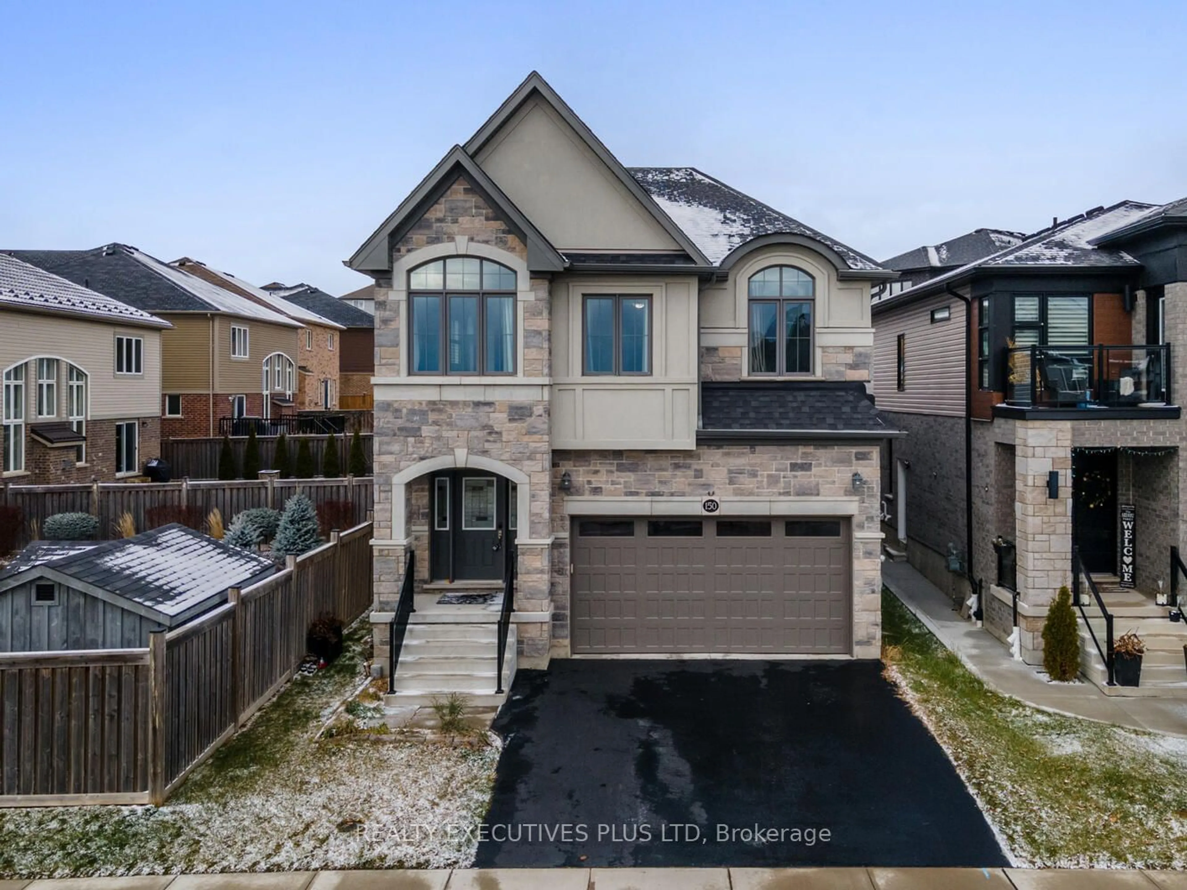 Frontside or backside of a home for 150 Blair Creek Drive Dr, Kitchener Ontario N2P 0C2