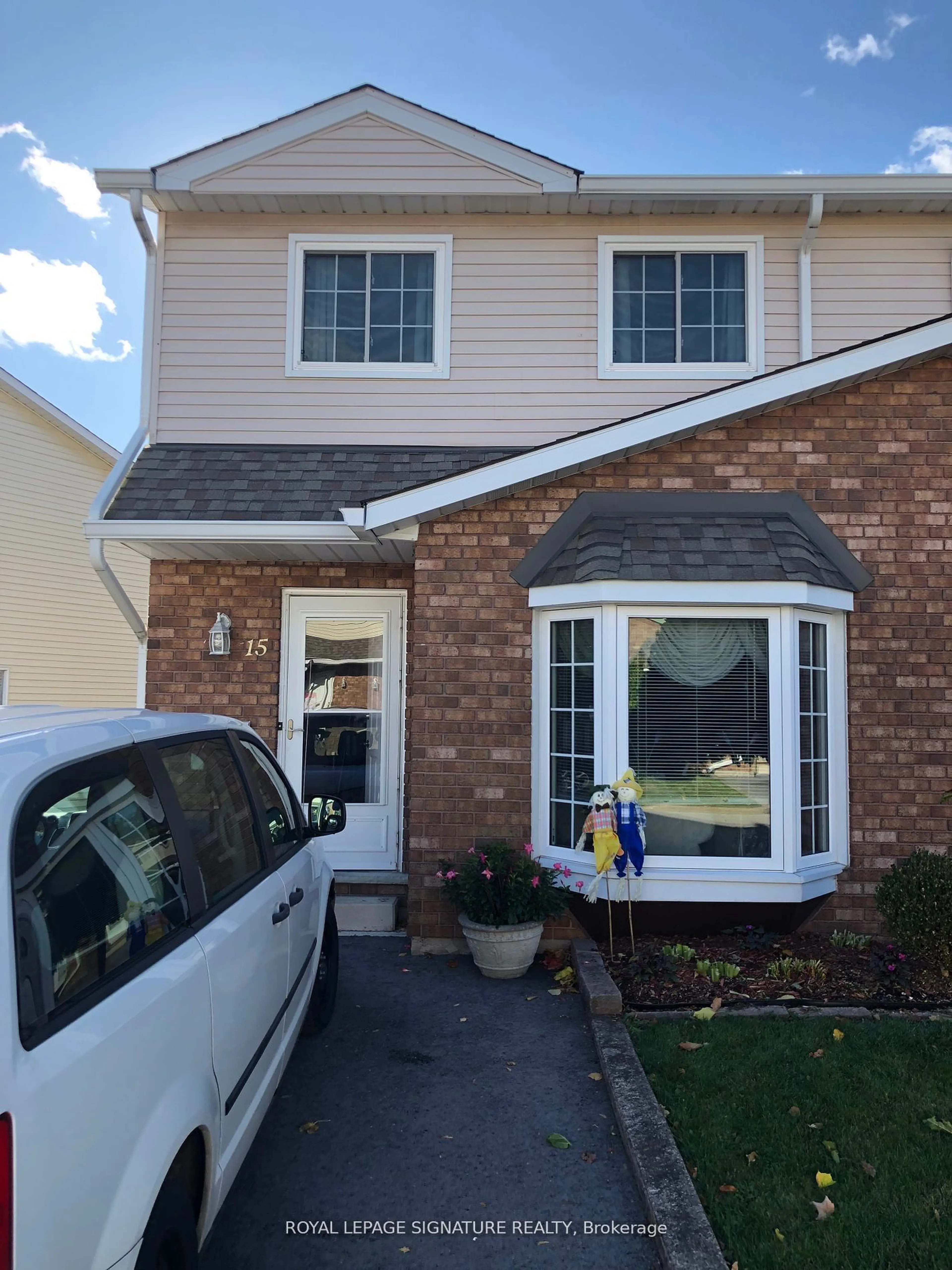 Home with vinyl exterior material for 6910 Kalar Rd #15, Niagara Falls Ontario L2H 2T7