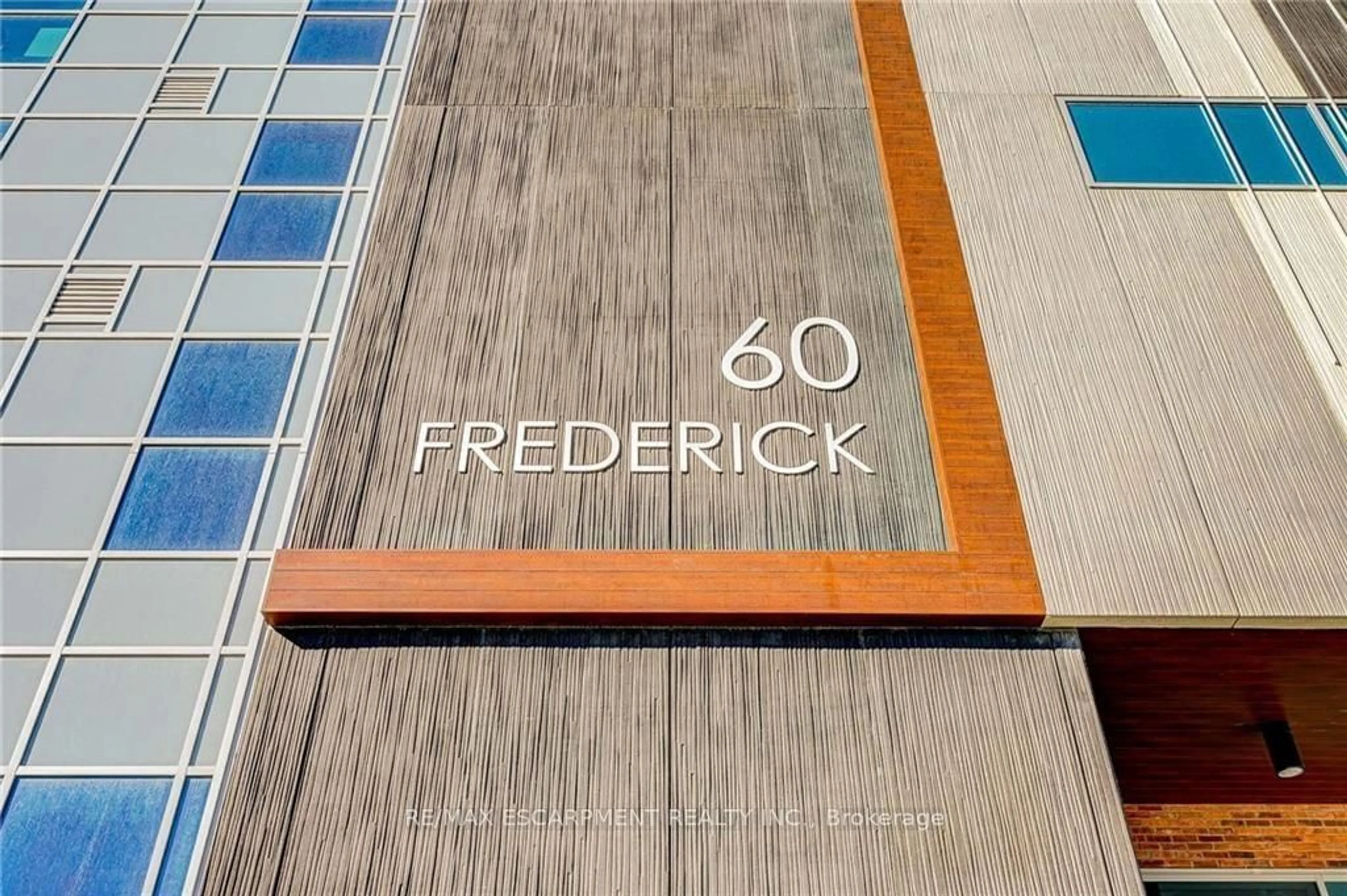 Home with vinyl exterior material for 60 Frederick St #1013, Kitchener Ontario N2H 0C7