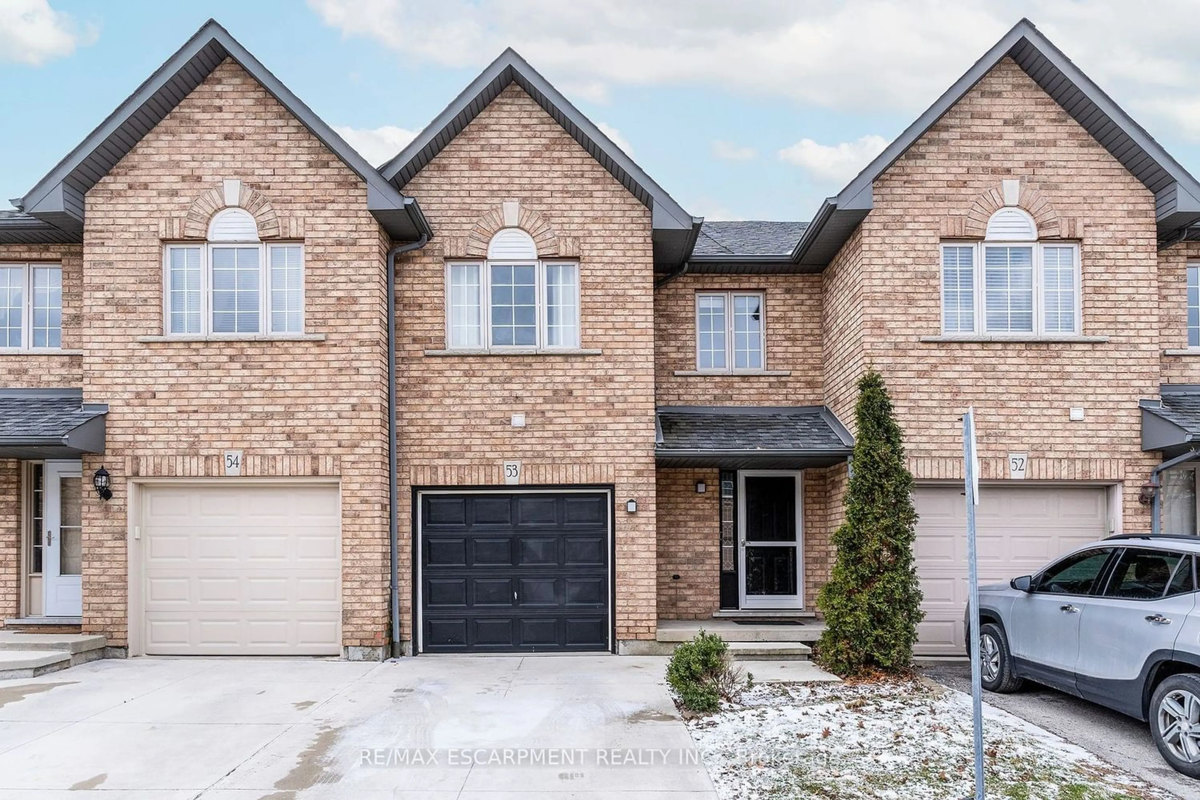 Home with brick exterior material for 565 Rymal Rd #53, Hamilton Ontario L8W 3Y3
