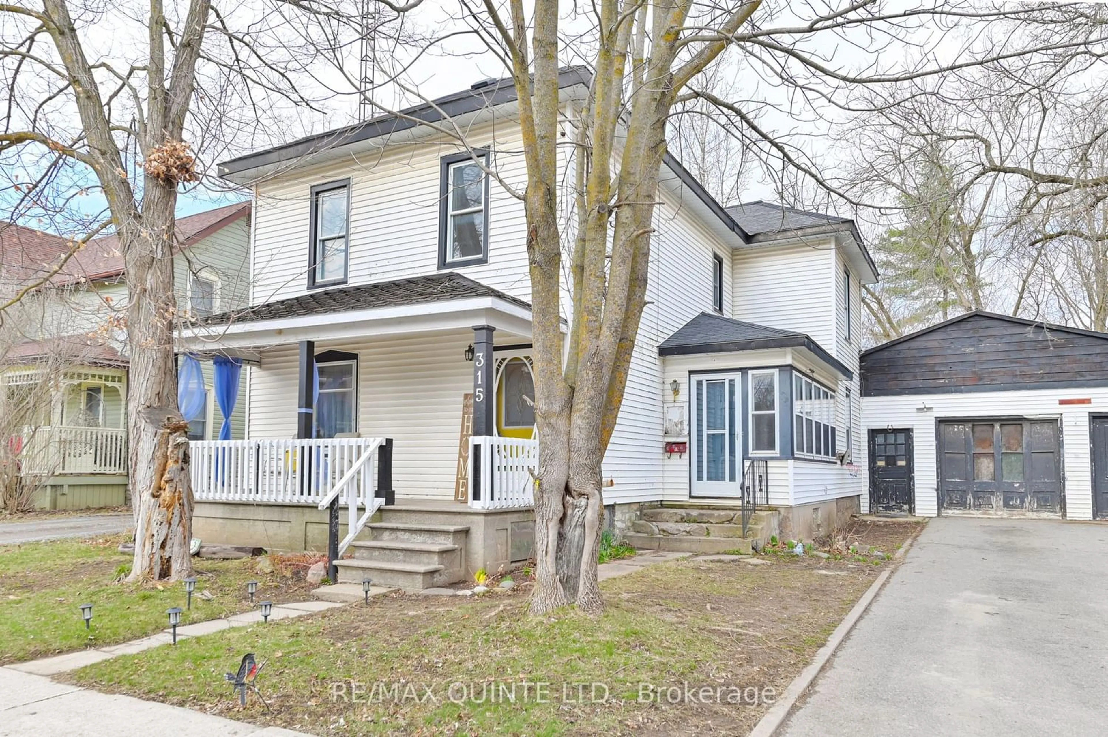 Frontside or backside of a home for 315 Arthur St, Tweed Ontario K0K 3J0