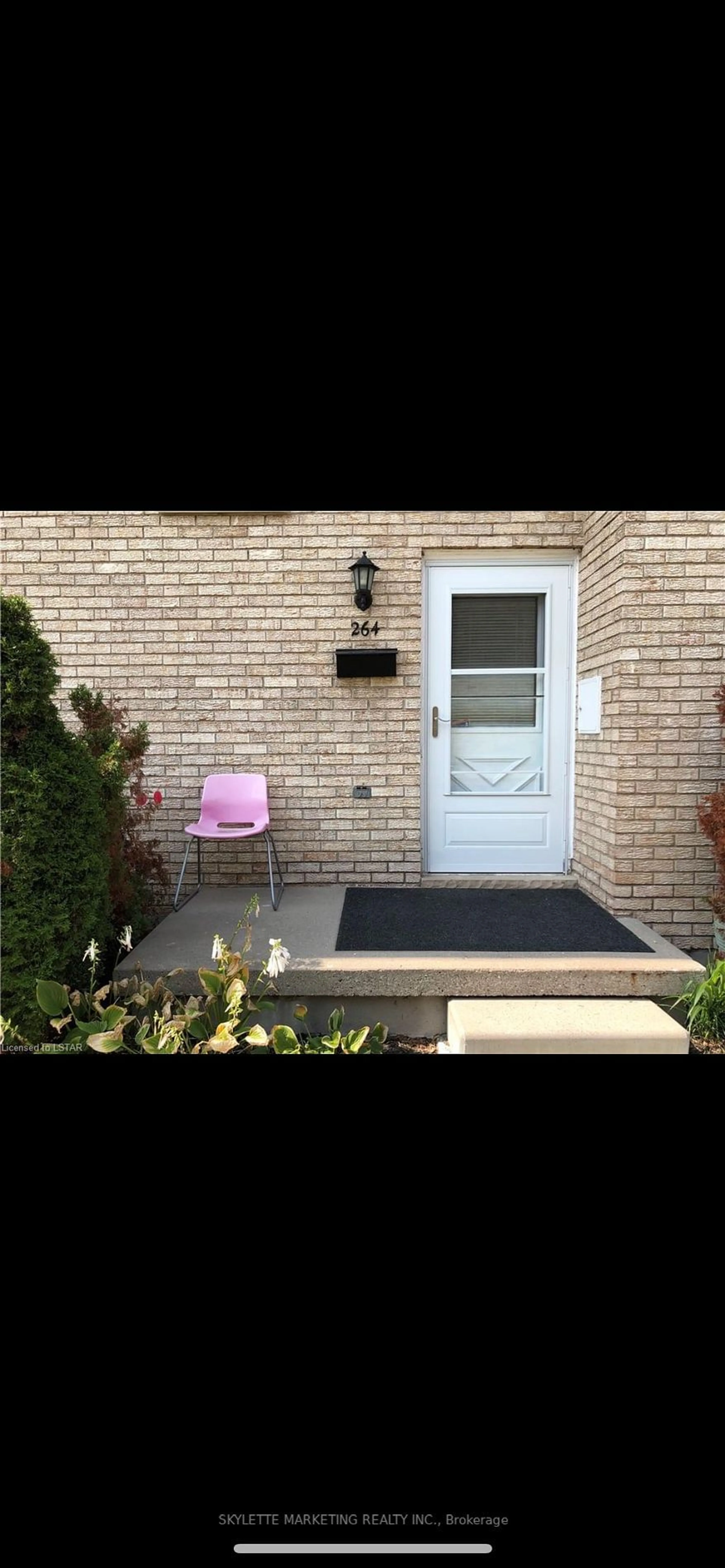Home with brick exterior material for 264 Homestead Cres, London Ontario N6G 2E5