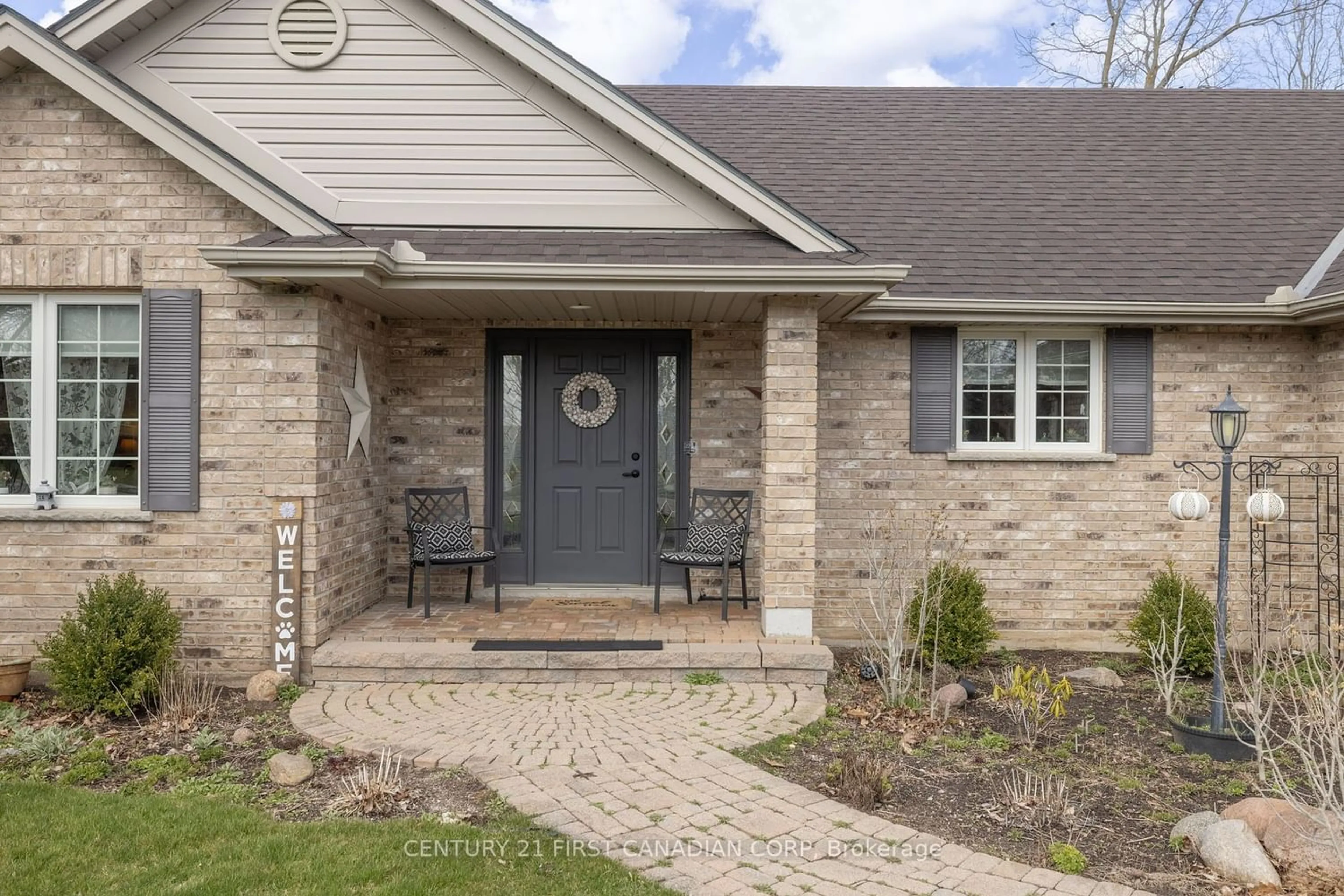 Home with brick exterior material for 54 Oxford St, Blandford-Blenheim Ontario N0J 1G0