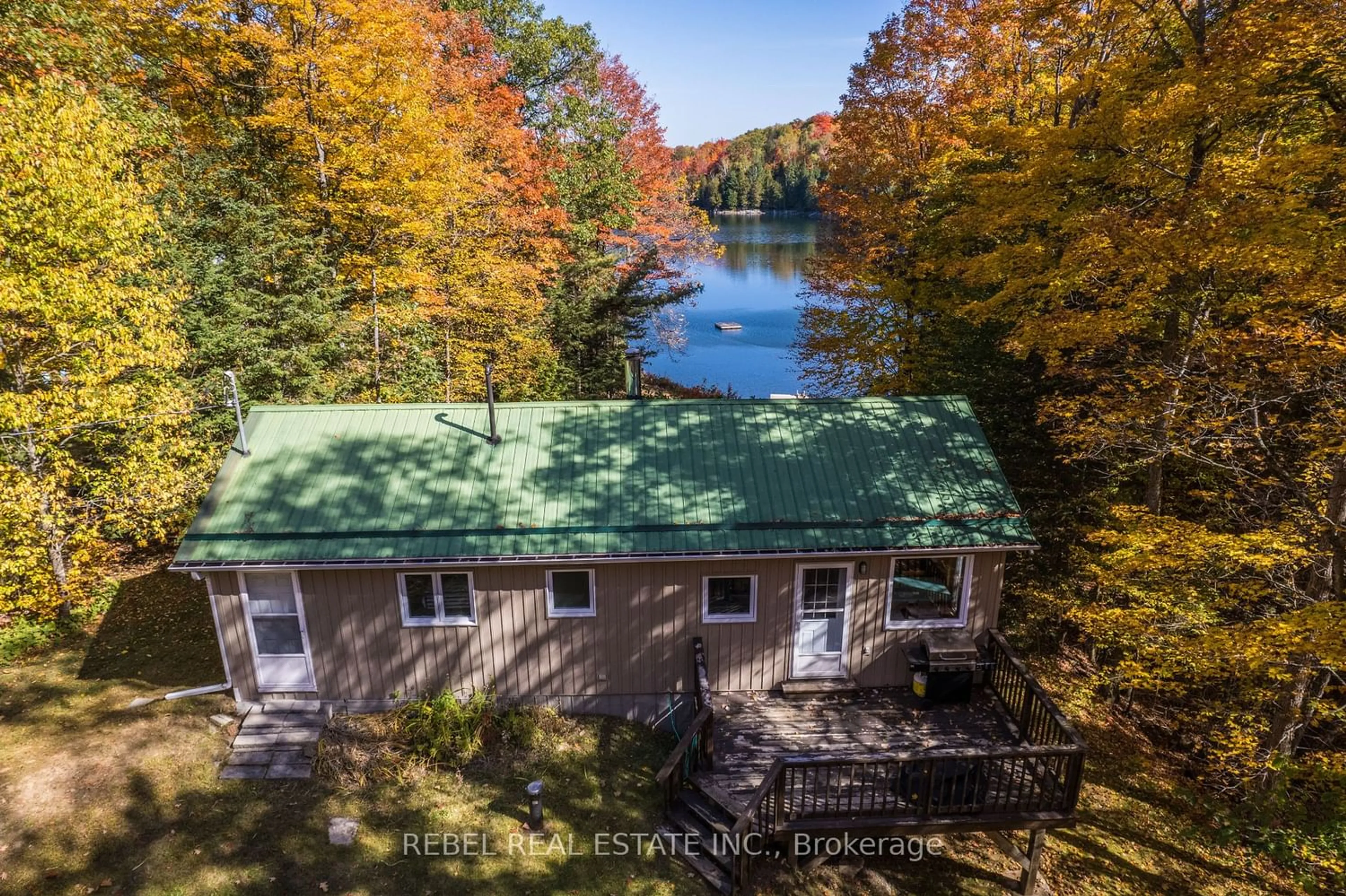 Cottage for 310 Pipe Lake Dr, Faraday Ontario K0L 1C0