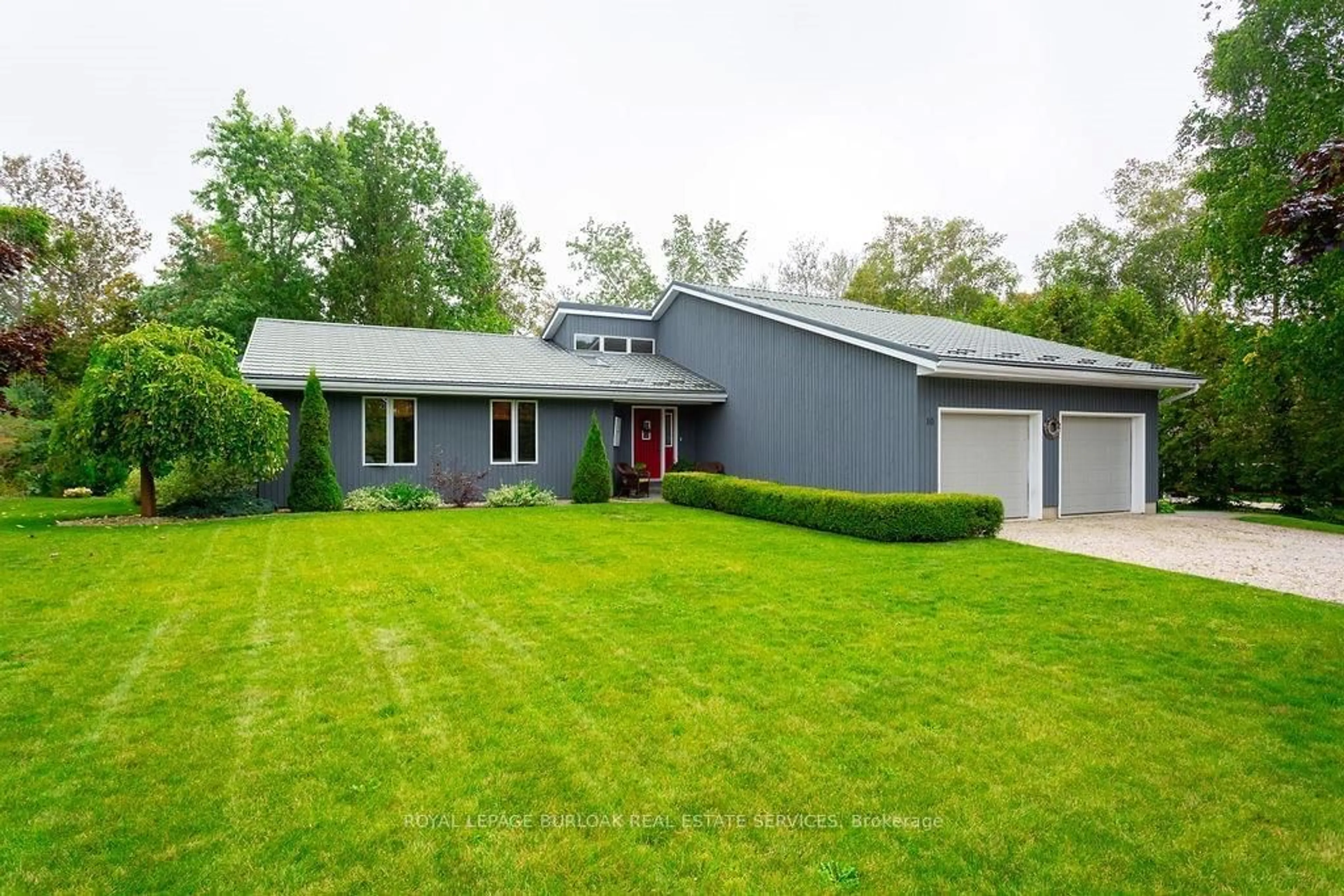 Frontside or backside of a home for 10 Cathcart St, Huron-Kinloss Ontario N2Z 0B3