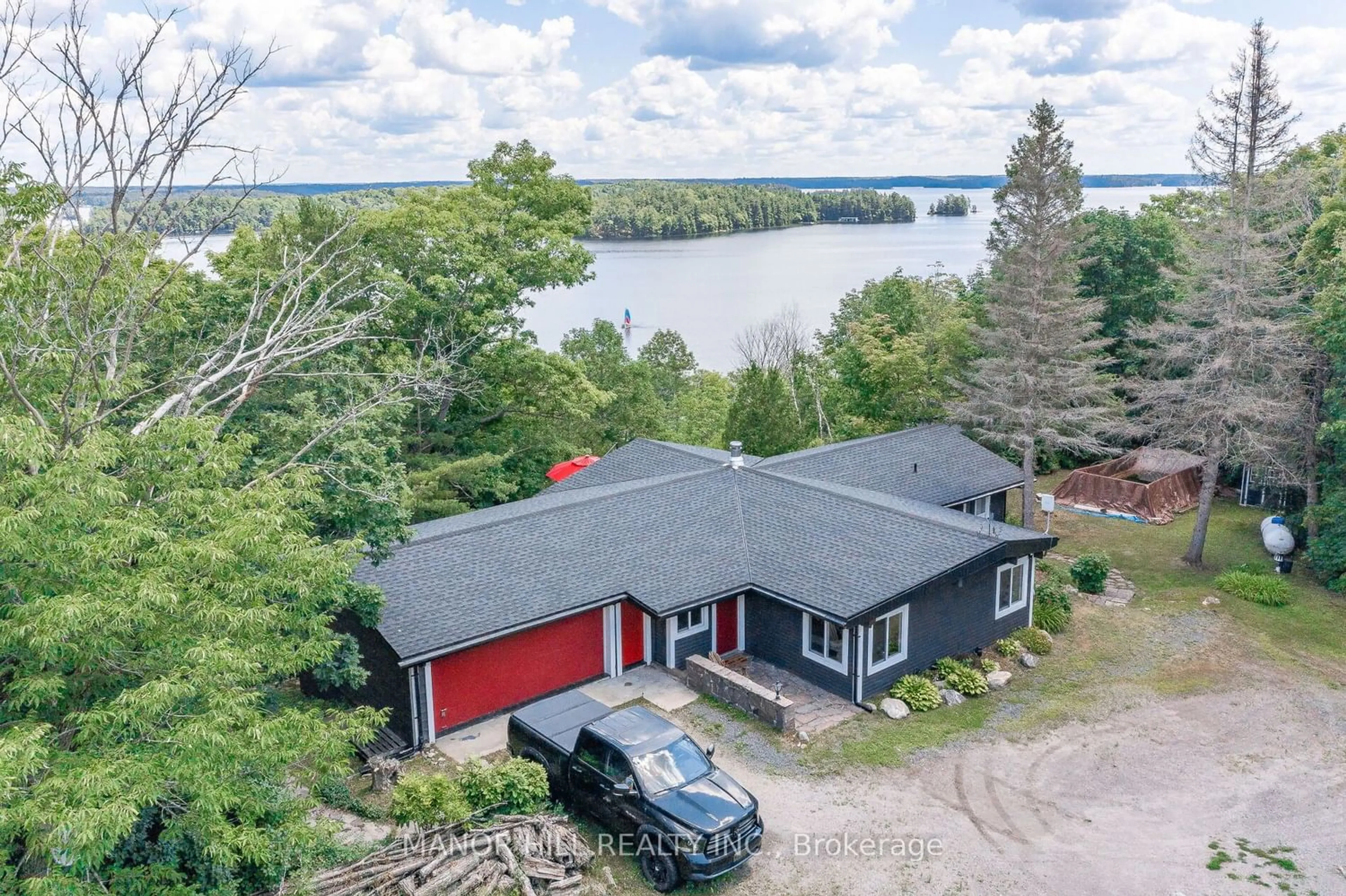 Cottage for 143 Hwy 612, Seguin Ontario P0C 1H0