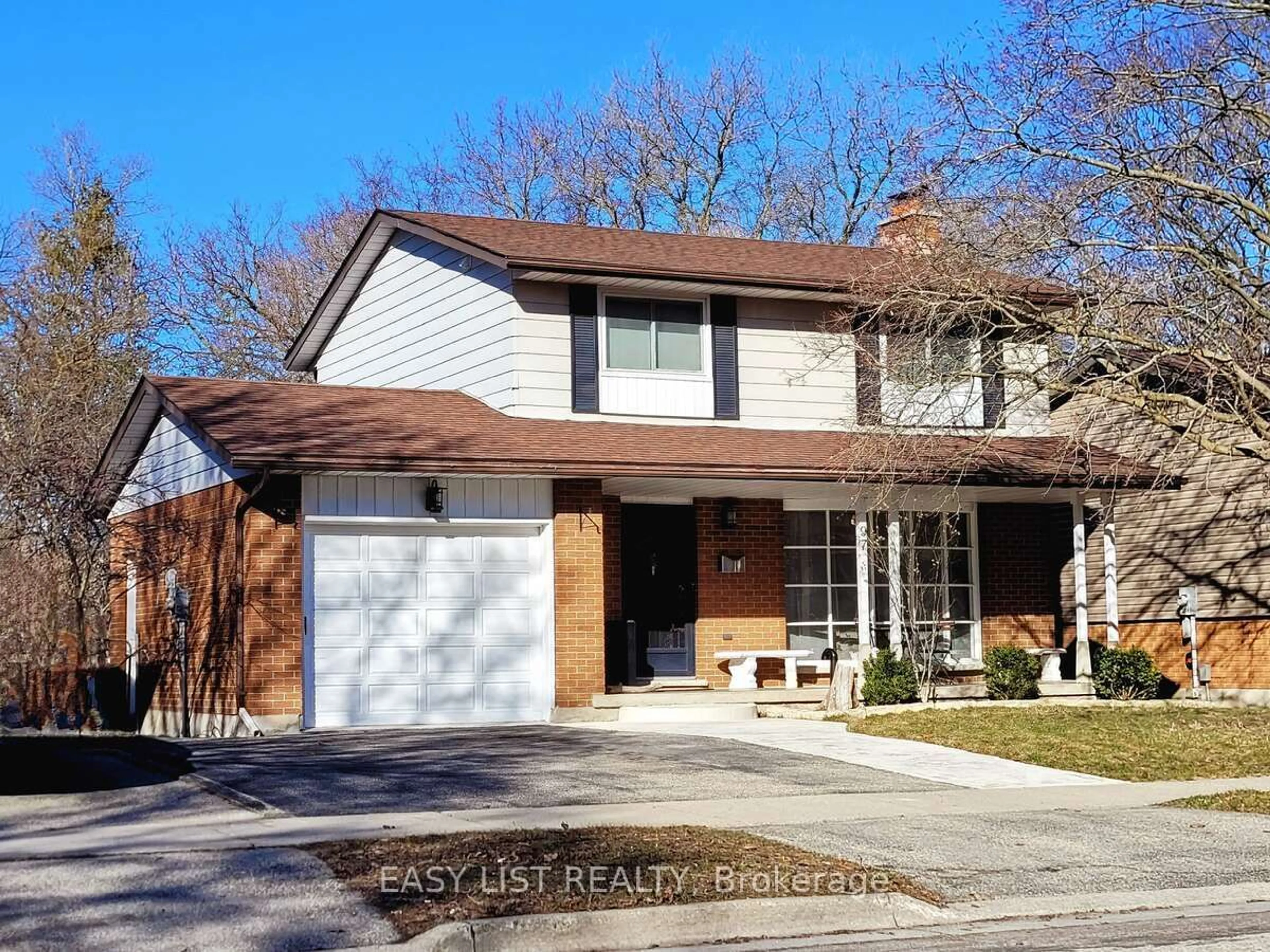 Frontside or backside of a home for 97 Century Hill Dr, Kitchener Ontario N2E 2E3
