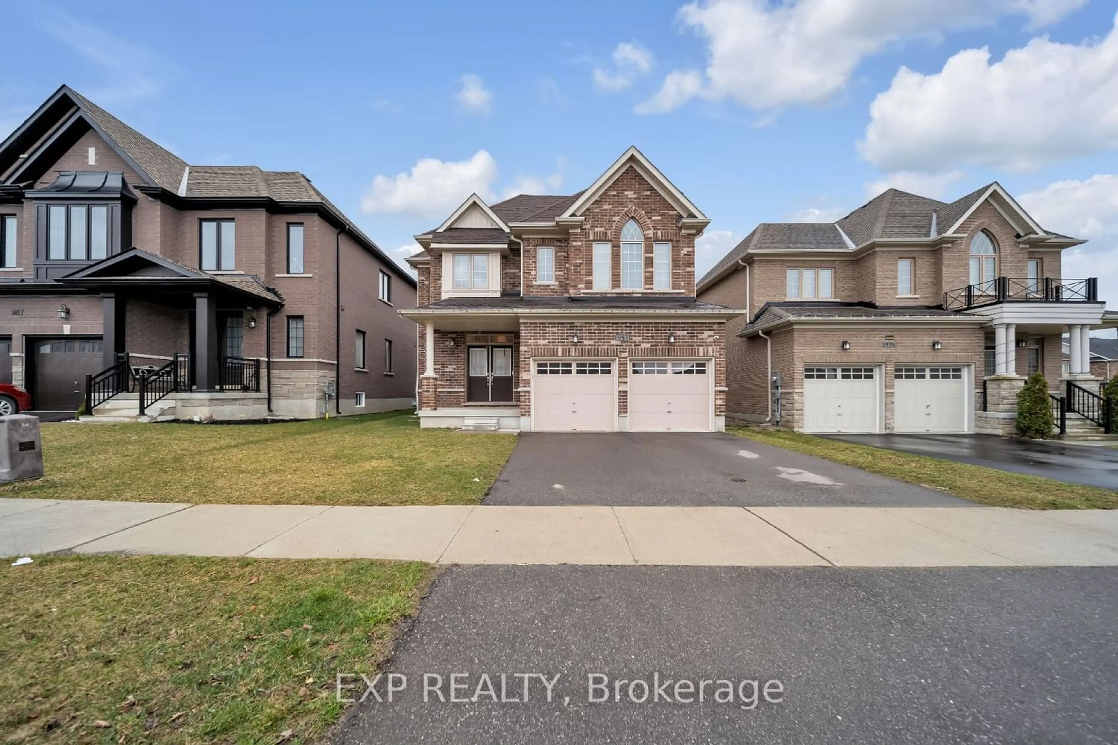 Frontside or backside of a home for 983 Edinburgh Dr, Woodstock Ontario N4T 0G8